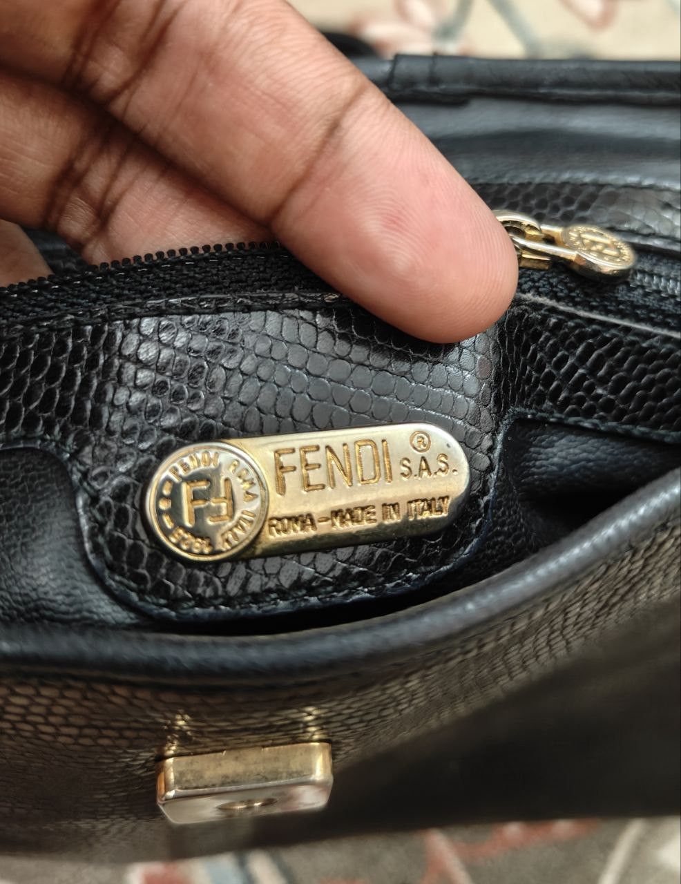 Fendi Vintage Fendi Leather Sling Bag Size ONE SIZE - 5 Thumbnail