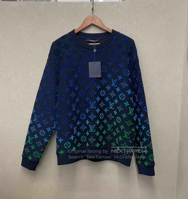 Louis Vuitton Louis Vuitton Blue-green gradient full-printed logo sweats Size US XL / EU 56 / 4 - 1 Thumbnail