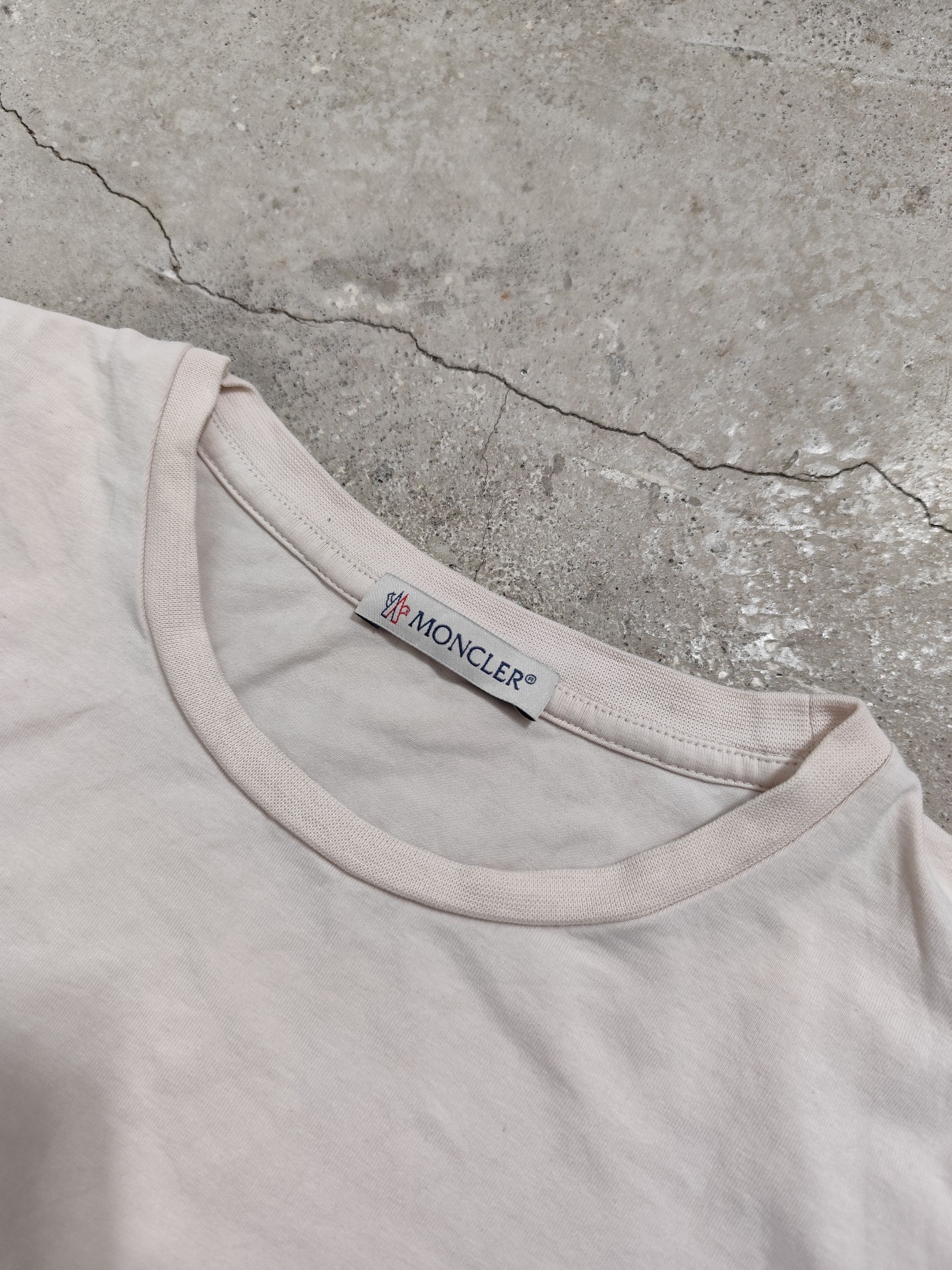 Moncler Moncler maglia tshirt Size US M / EU 48-50 / 2 - 5 Thumbnail