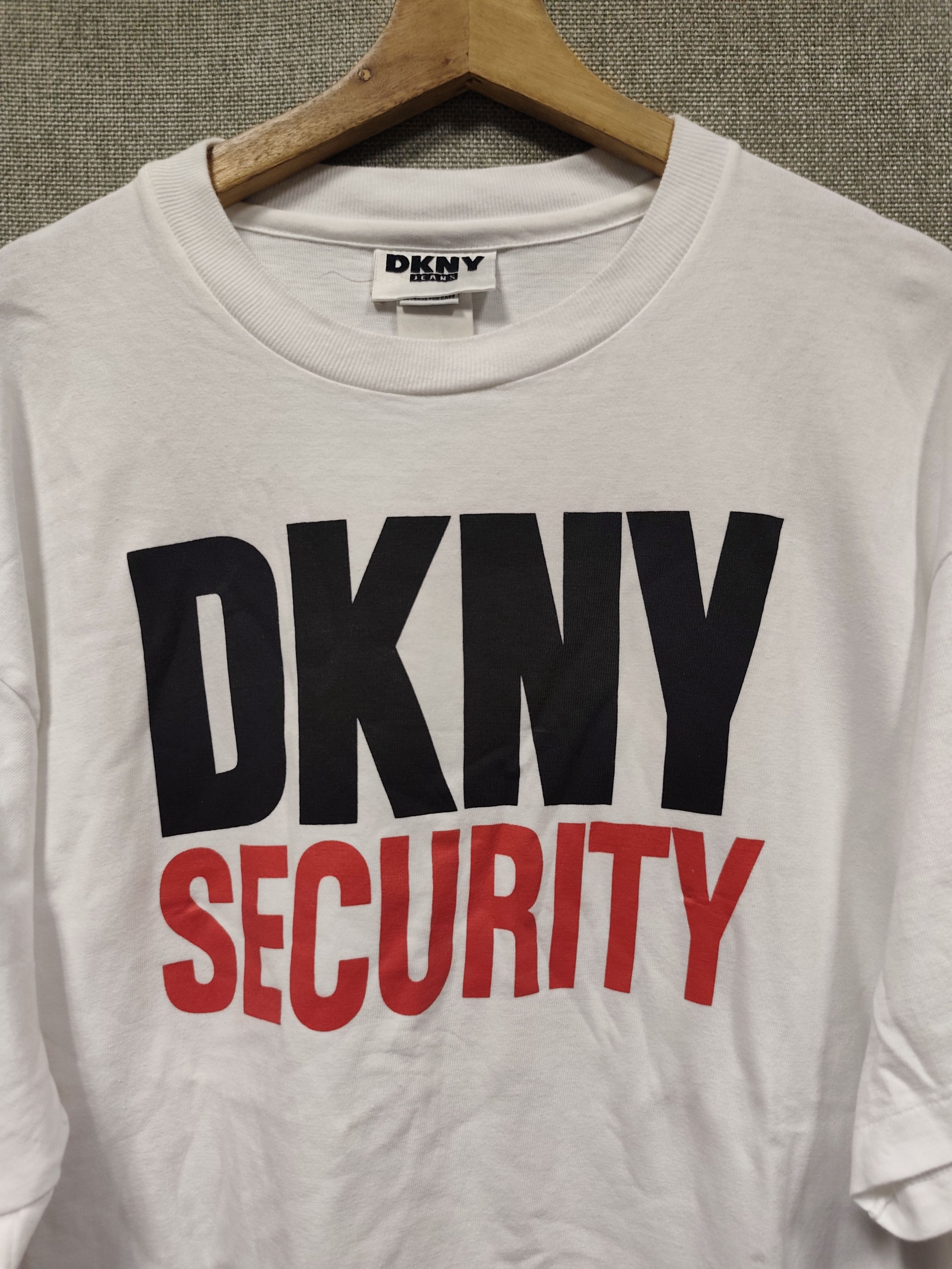 DKNY Vintage 90s t shirt DKNY Security Size US XL / EU 56 / 4 - 3 Thumbnail