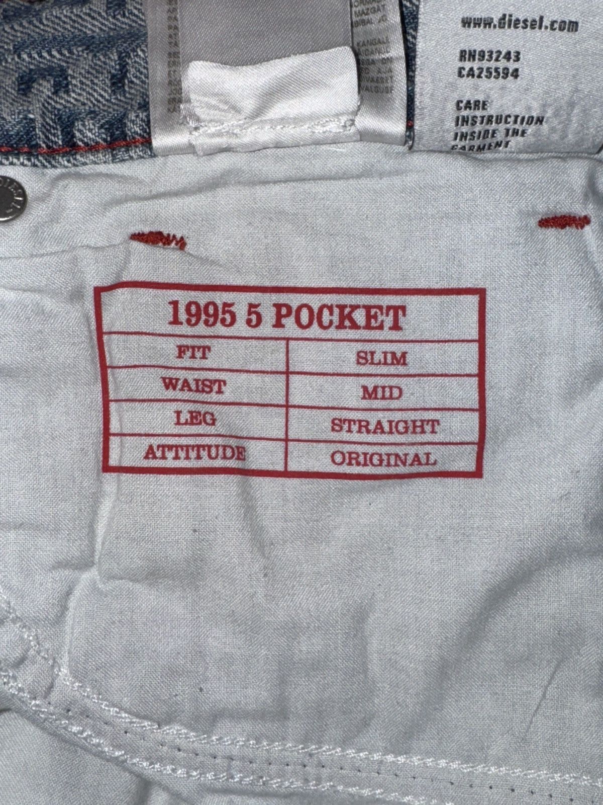 Diesel Diesel 1995 logo-print Jeans Size US 31 - 10 Thumbnail
