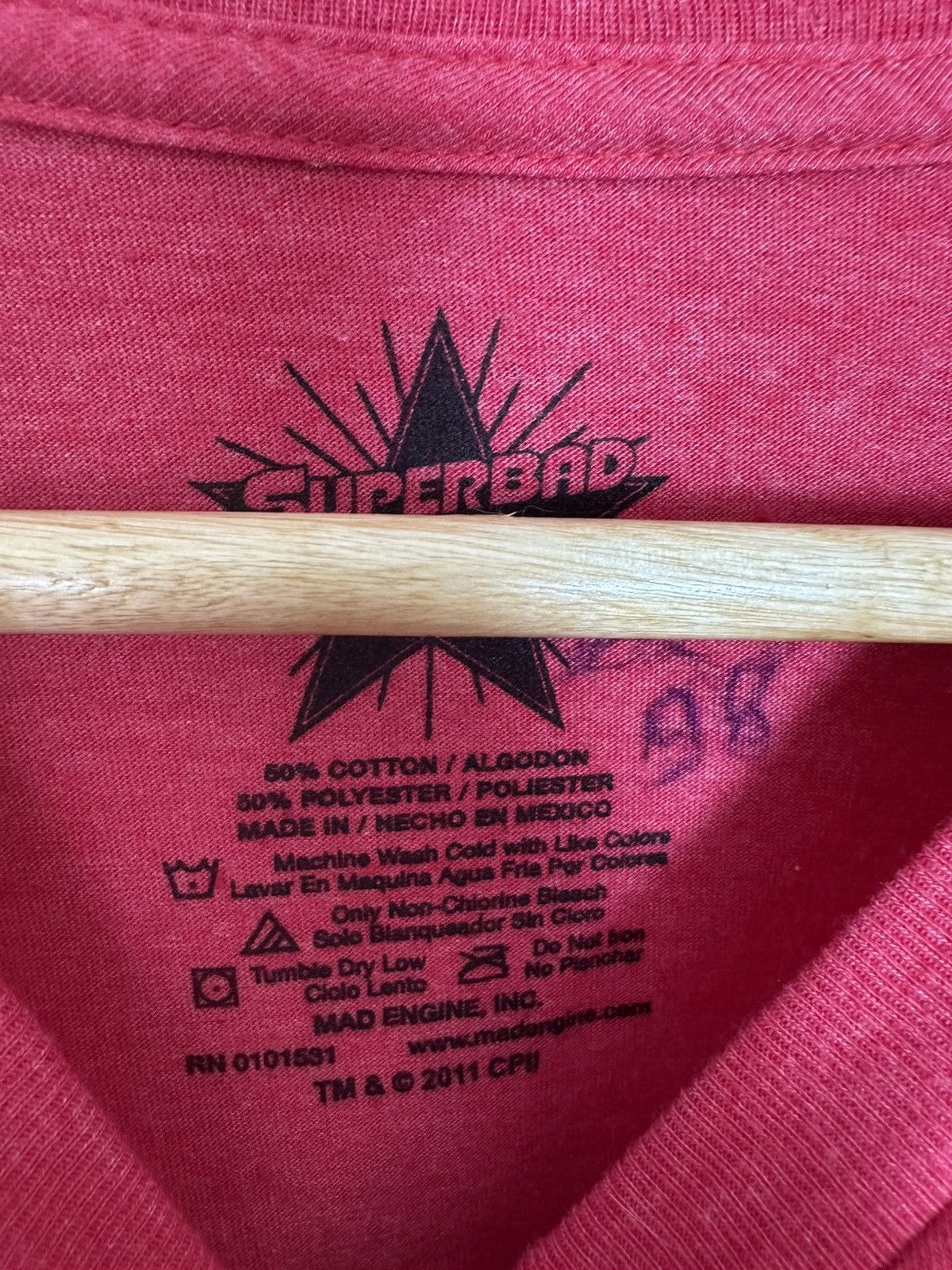 Mad Engine Superbad McLovin License Tee XL Red Vintage 2011 Mad Engine Size US XL / EU 56 / 4 - 4 Thumbnail