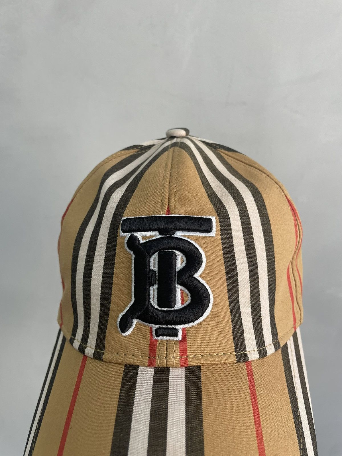 Burberry Rare novacheck Burberry England hat cap Size ONE SIZE - 3 Thumbnail