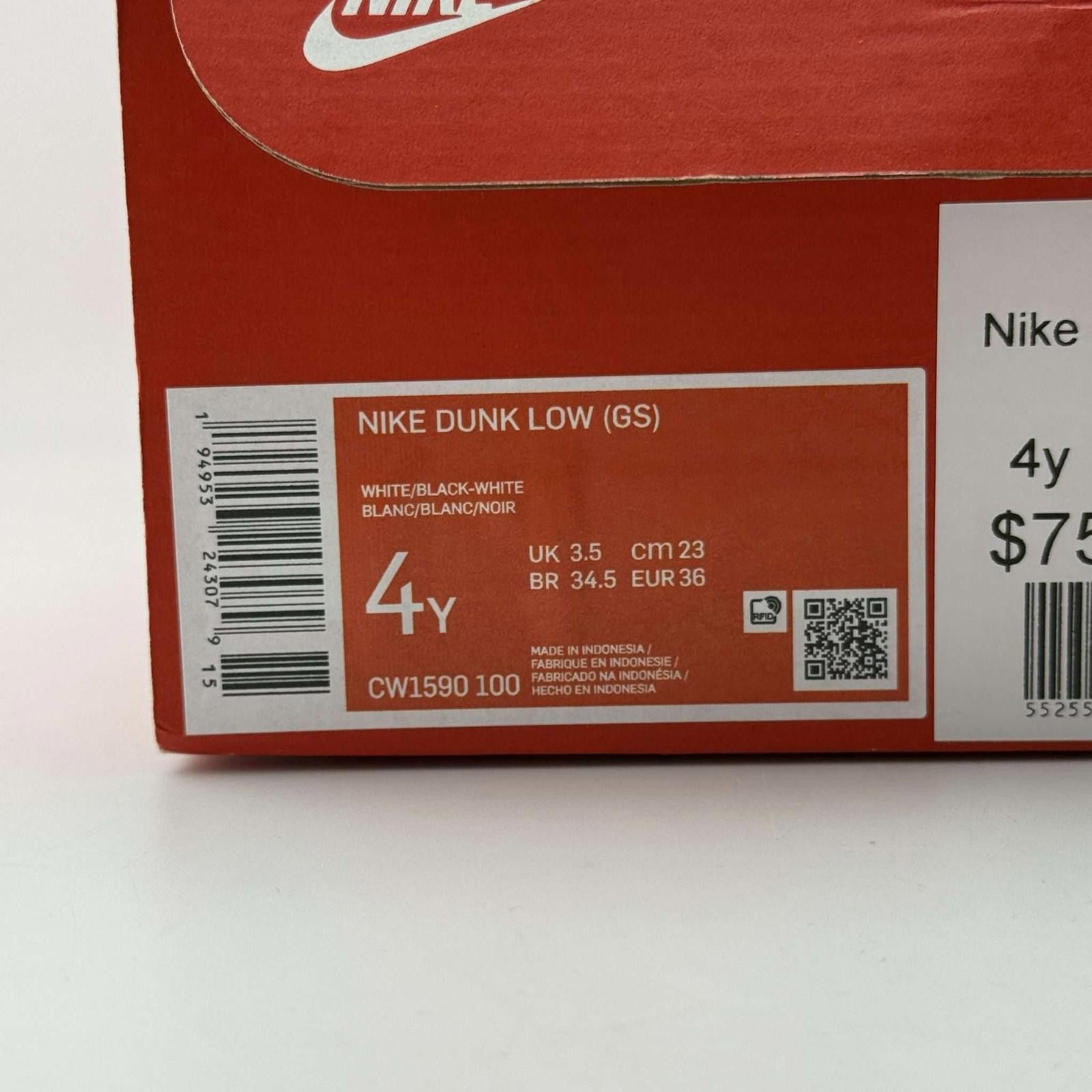 Nike Nike Dunk Low Panda 4Y New with Box Size US 5 / EU 37 - 9 Thumbnail