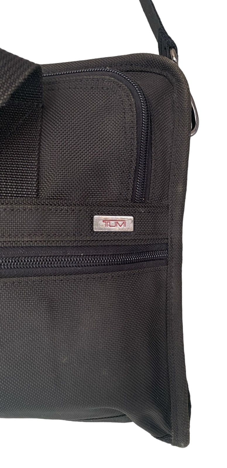 Designer Rare TUMI Messenger Bag Size ONE SIZE - 11 Thumbnail