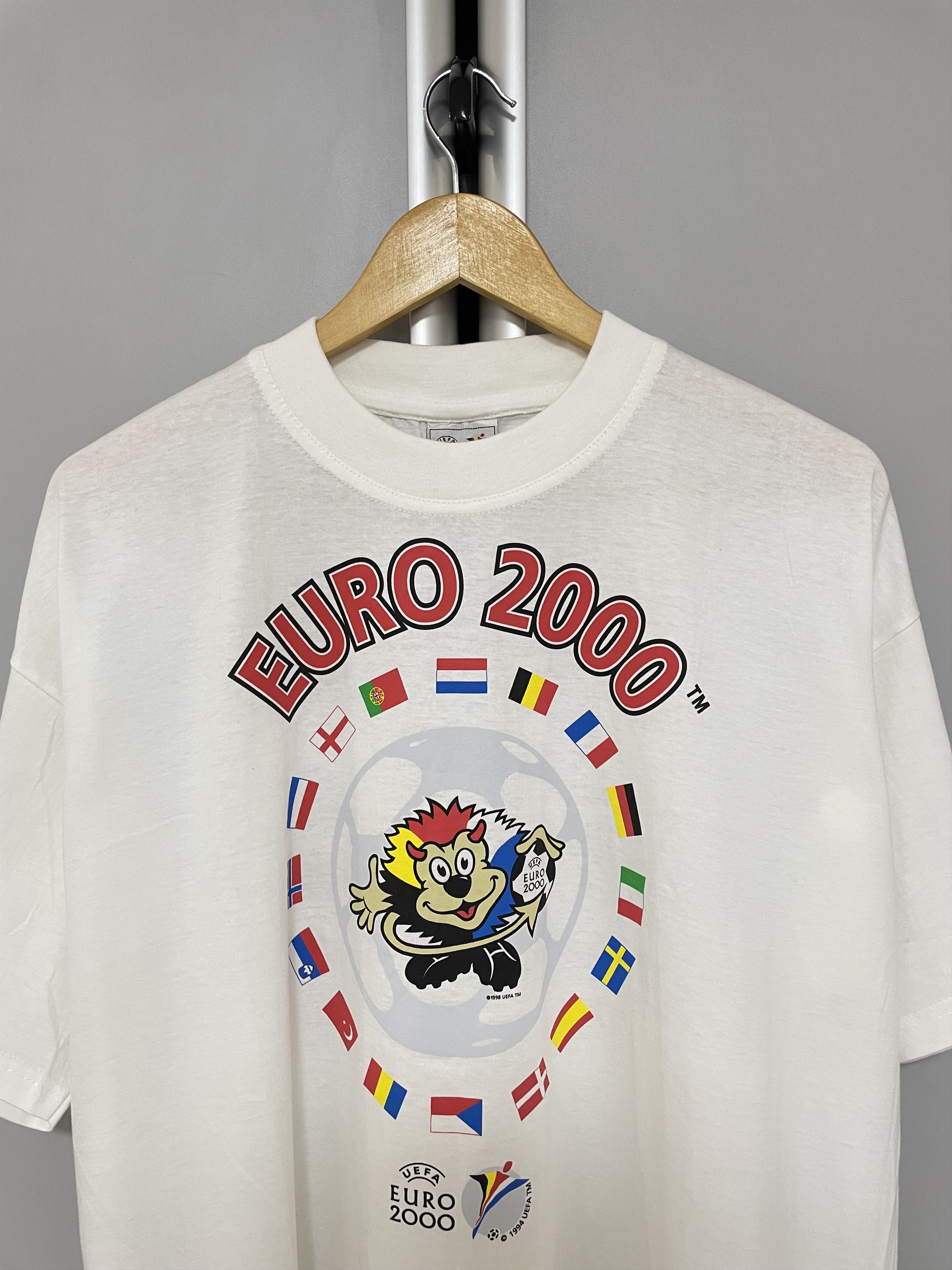 Vintage EURO 2000 UEFA Vintage T-Shirt Tee Soccer Football Rare 1994 Size US XL / EU 56 / 4 - 5 Thumbnail