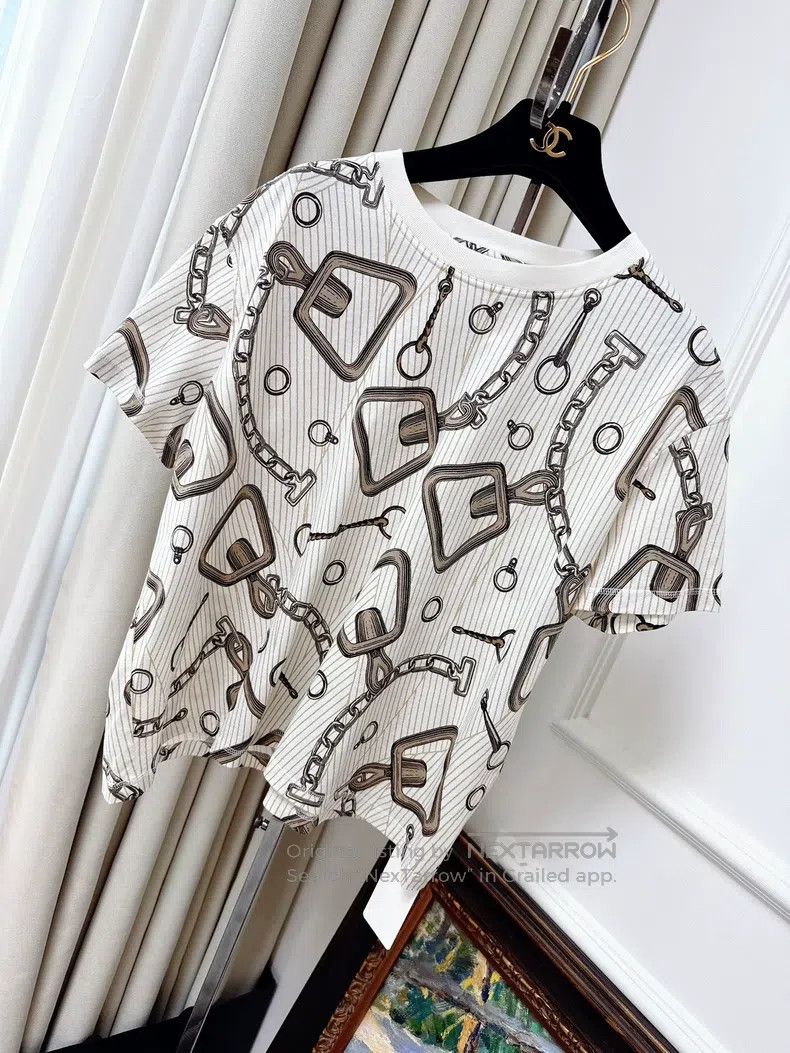 Hermes Classic Beige Short-Sleeve T-Shirt with Lock Closur
