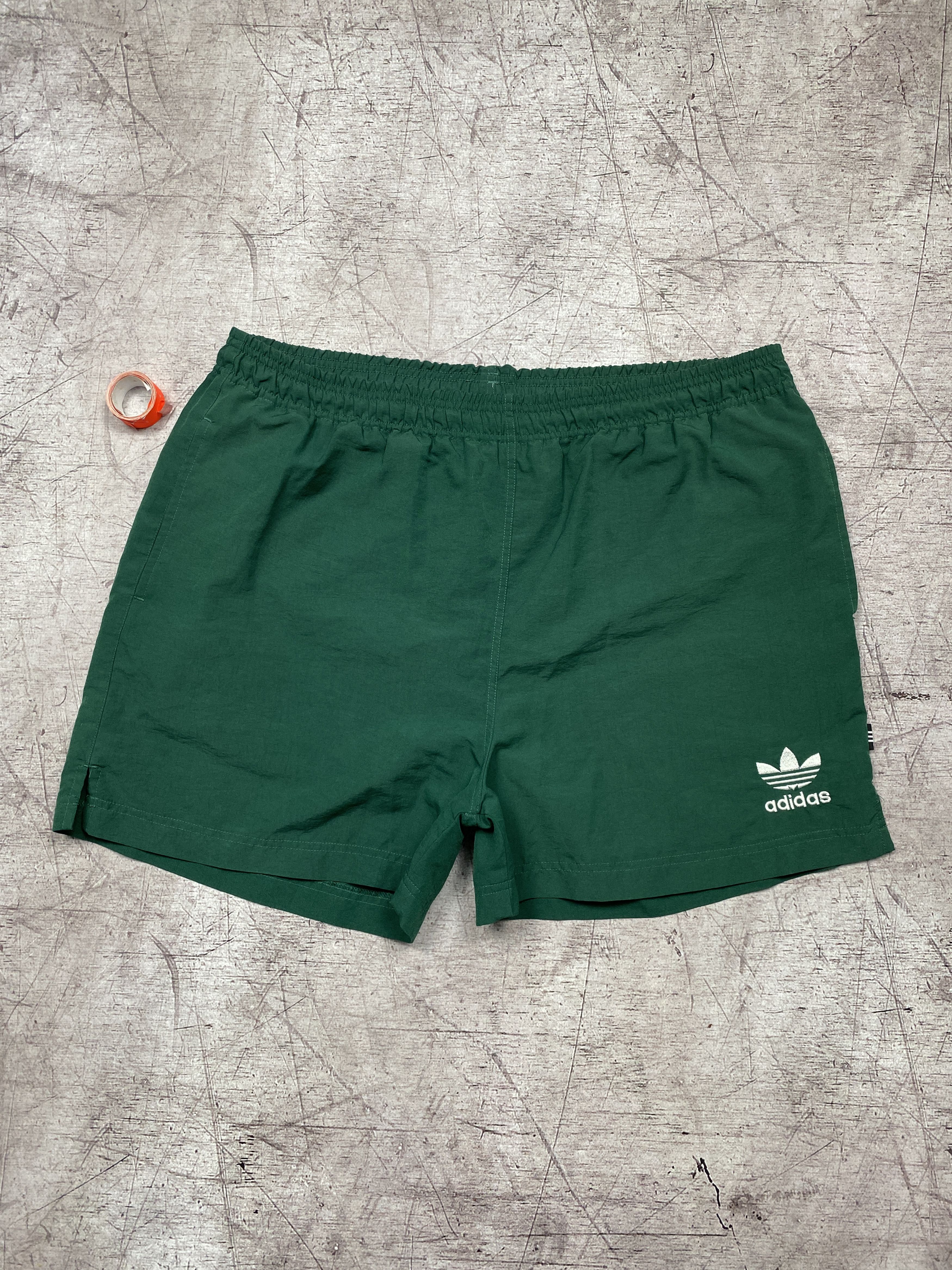 Adidas Adidas Vintage Mens Nylon Shorts Size US 30 / EU 46 - 1 Thumbnail