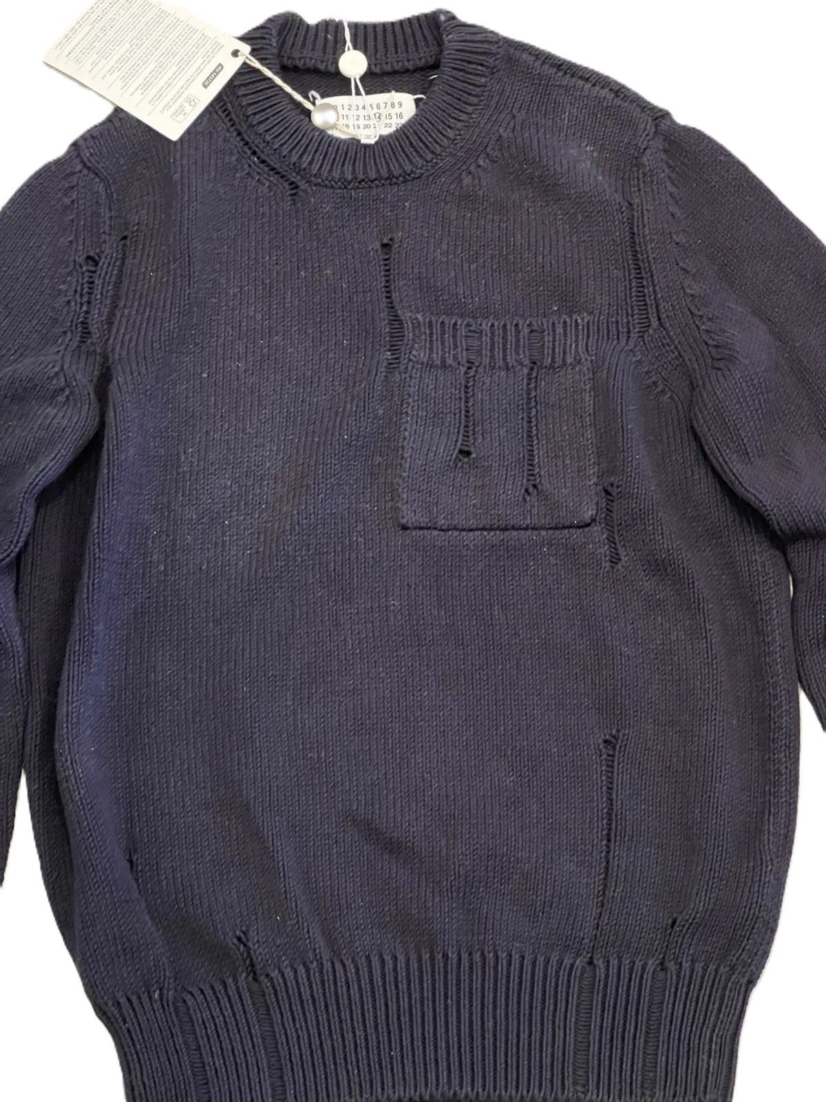 Maison Margiela Distressed Cotton Sweater in Navy Size US S / EU 44-46 / 1 - 5 Thumbnail
