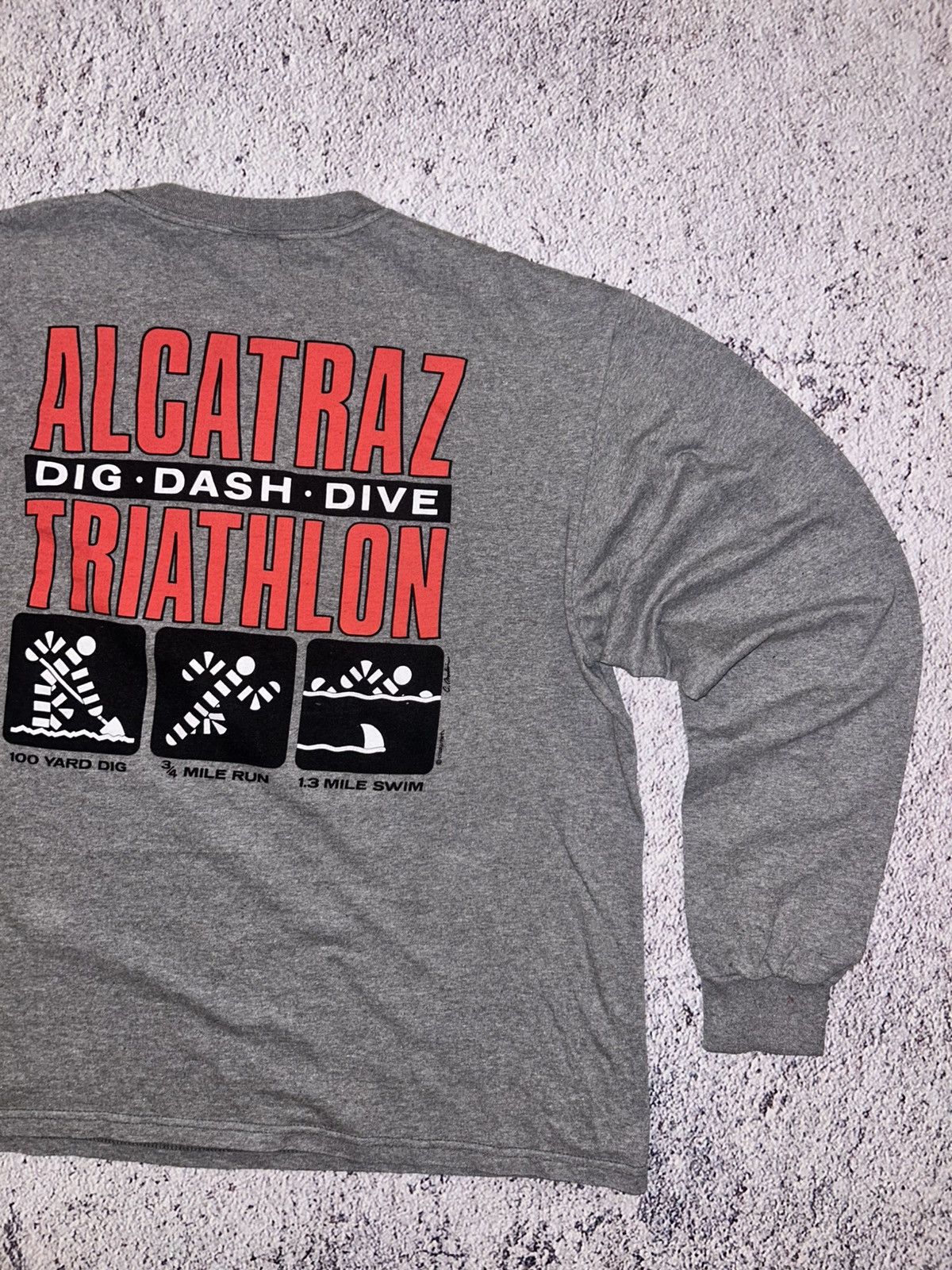 Other Crazy Shirt Alcatraz San Francisco Humor Triathlon Vintage Size US S / EU 44-46 / 1 - 11 Thumbnail