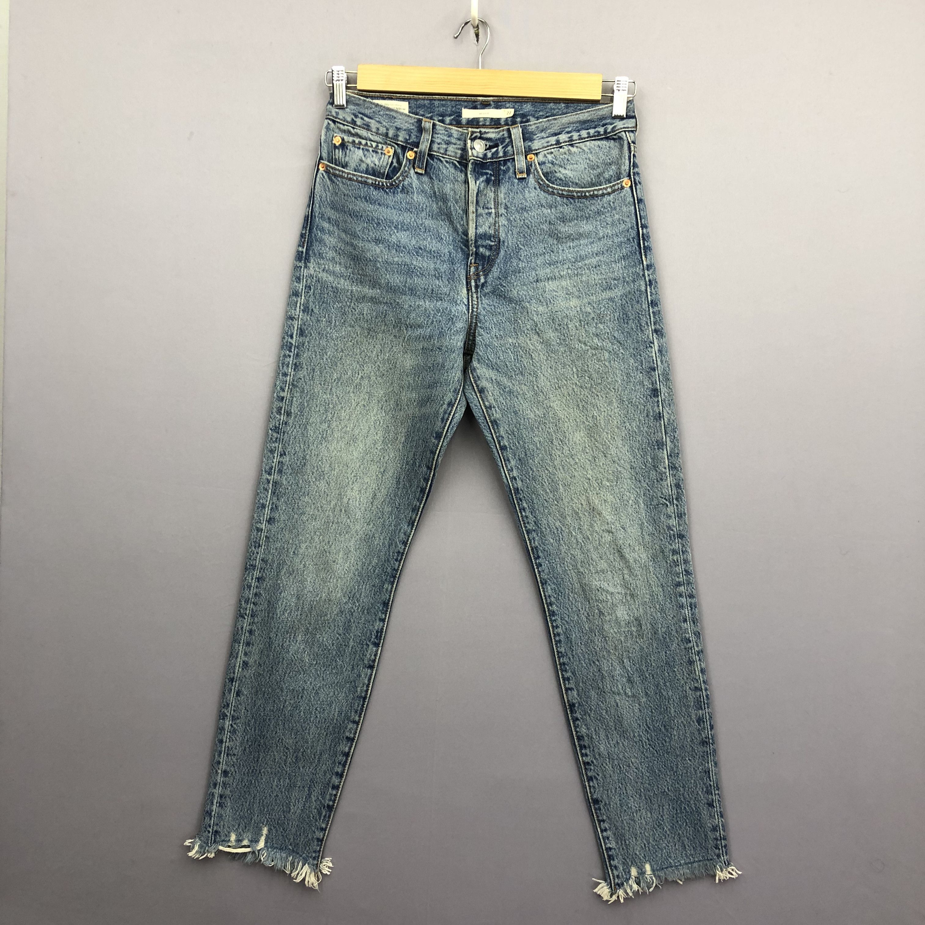 Levi's Vintage Levis 501 Sun Faded Jeans Levi's Light Wash Denim Size US 30 / EU 46 - 1 Thumbnail