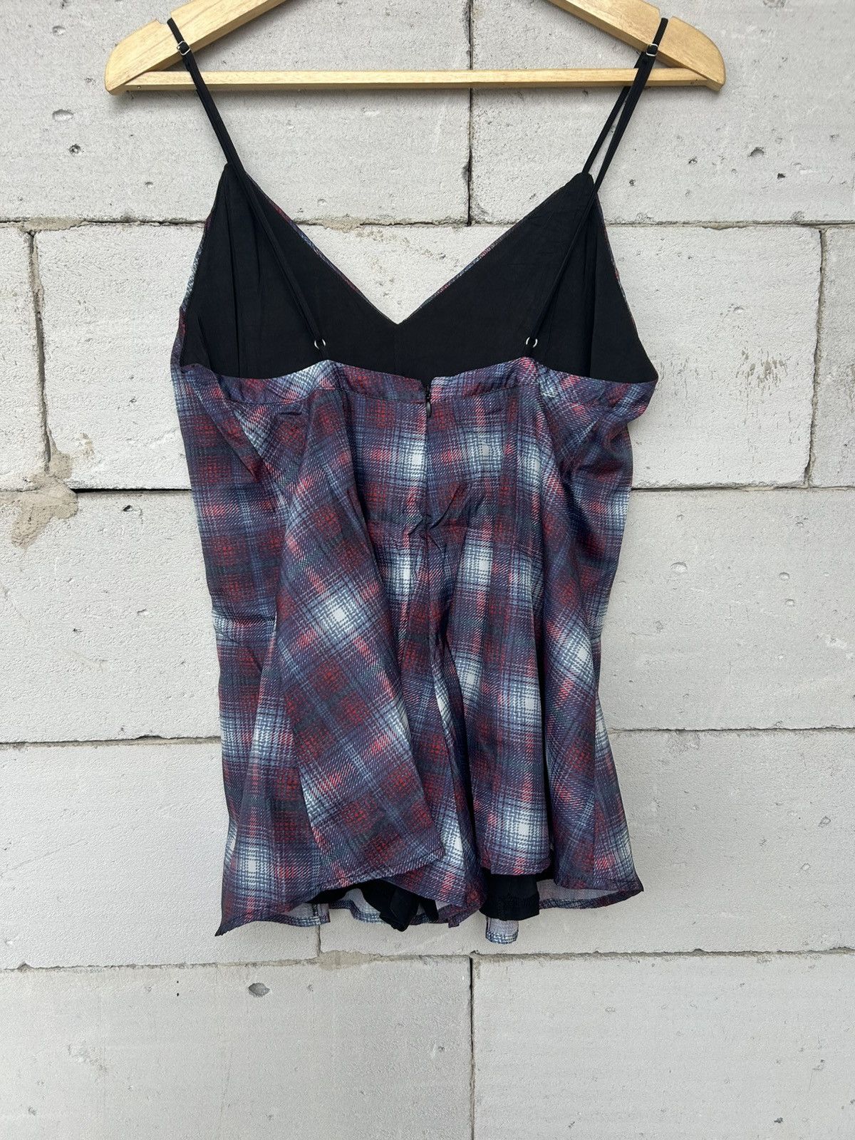 Univ Sleeveless Plaid Scoop Back Romper