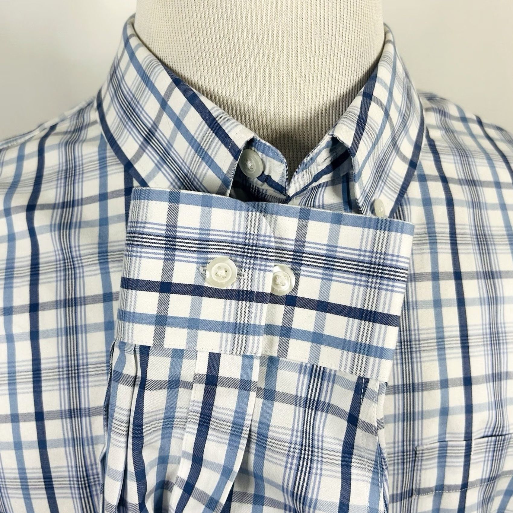 CO Duluth Trading Co XL Relaxed Fit Casual Shirts Blue White Plaid 100% Cotton Button-Front Long Sleeve Button-Down Collared Mens Shirt Size US XL / EU 56 / 4 - 4 Thumbnail