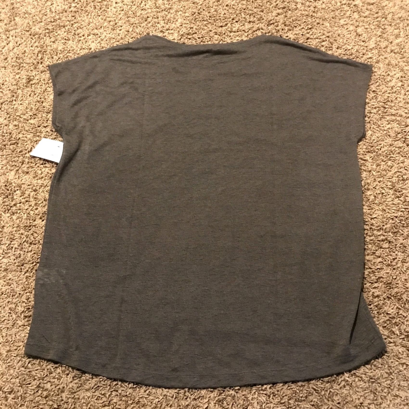 Vintage Caslon Blouse Shirt Women M Gray Rayon Blend Nwt Short Sleeve Round Neck Basic Lightweight Casual Regular Blouse 27” 22” Chest Gray Caslon Size M / US 6-8 / IT 42-44 - 4 Thumbnail