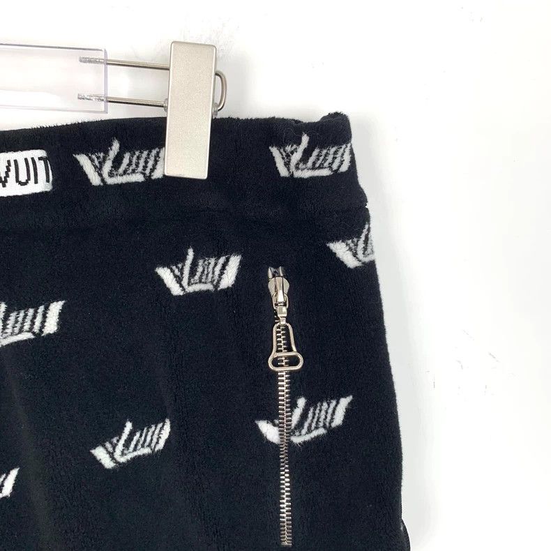 Louis Vuitton Louis Vuitton size m Black logo intarsia cotton lace-up sho Size 24" / US 00 / IT 34 - 3 Thumbnail