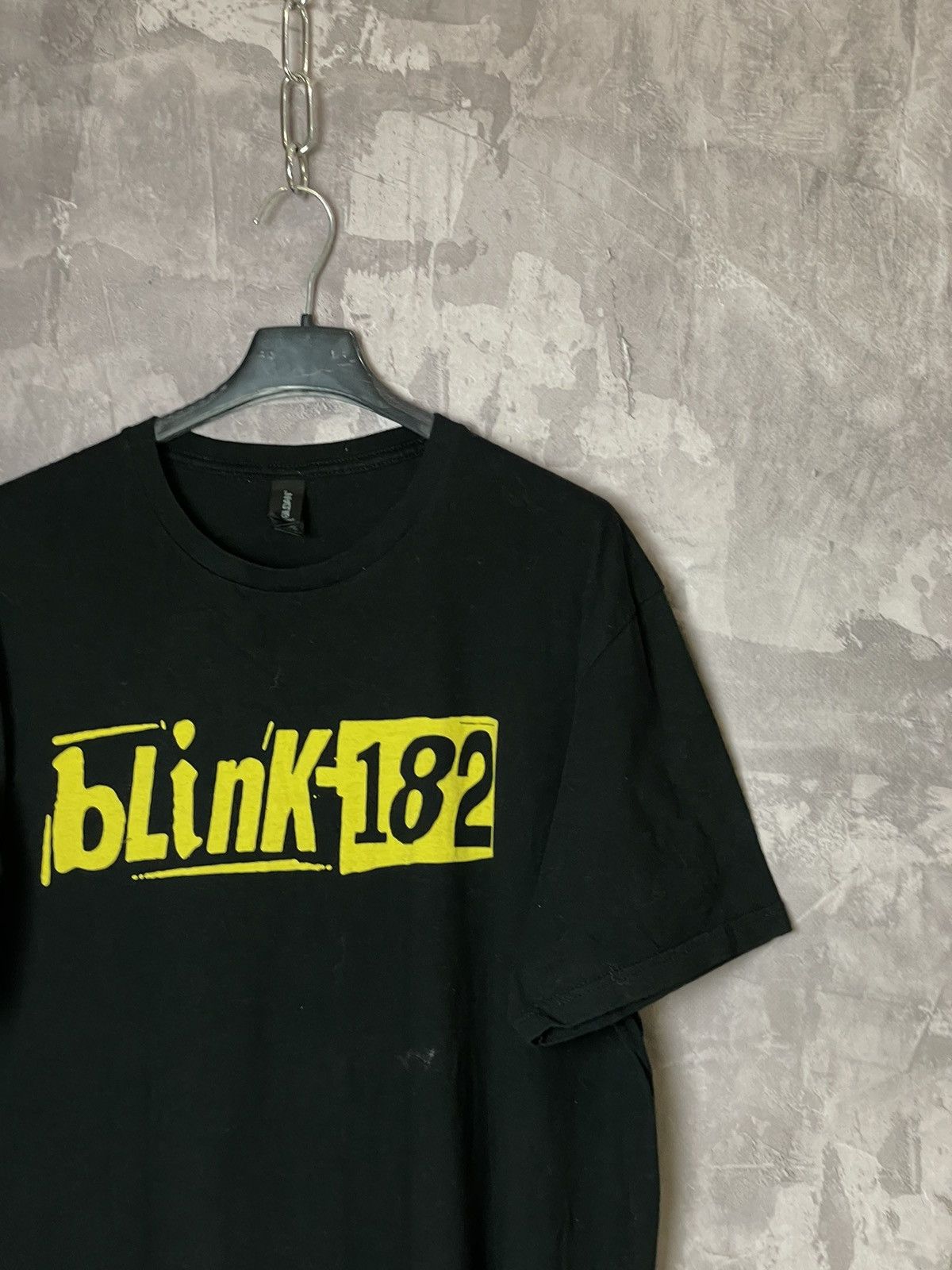 Band Tees × Vintage Vintage Y2K BLINK 182 Band Rock T-shirt Streetwear Graffiti Size US L / EU 52-54 / 3 - 3 Thumbnail