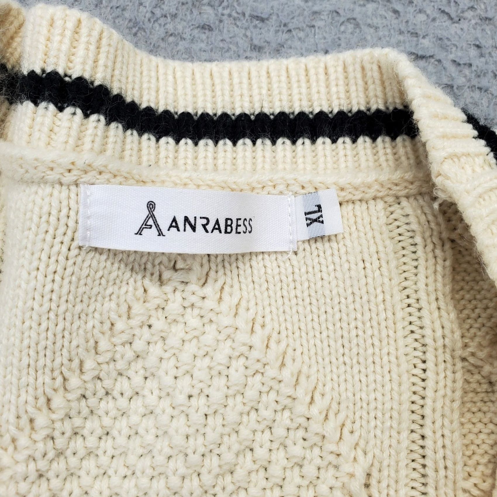 Vintage ANRABESS Cardigan Womens XL Tan Cable Knit Embroidered Star V Neck Button Front Size XL / US 12-14 / IT 48-50 - 6 Thumbnail