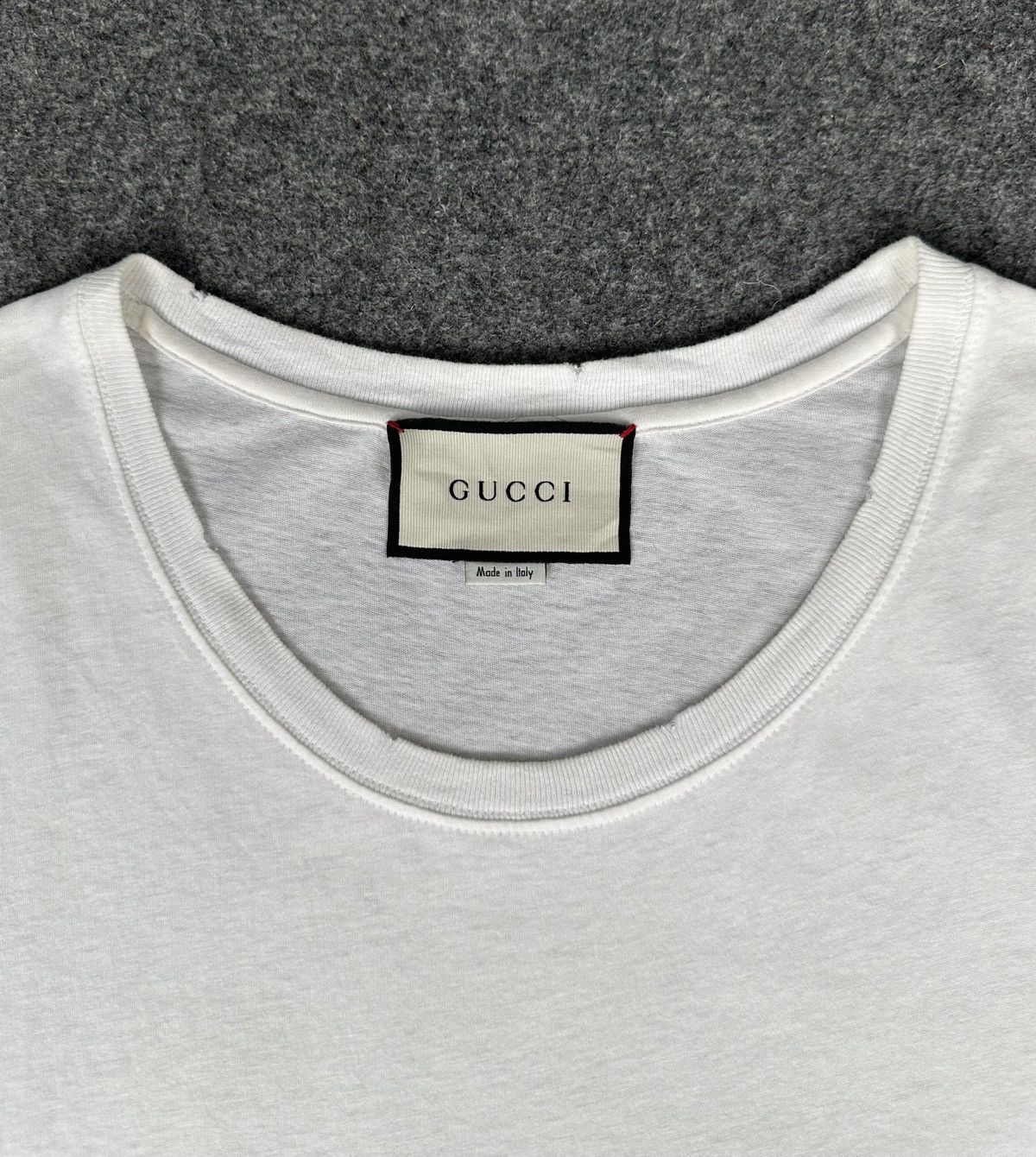 Gucci Gucci - Classic Logo Distressed - Short Sleeve Shirt - White Size US M / EU 48-50 / 2 - 5 Thumbnail