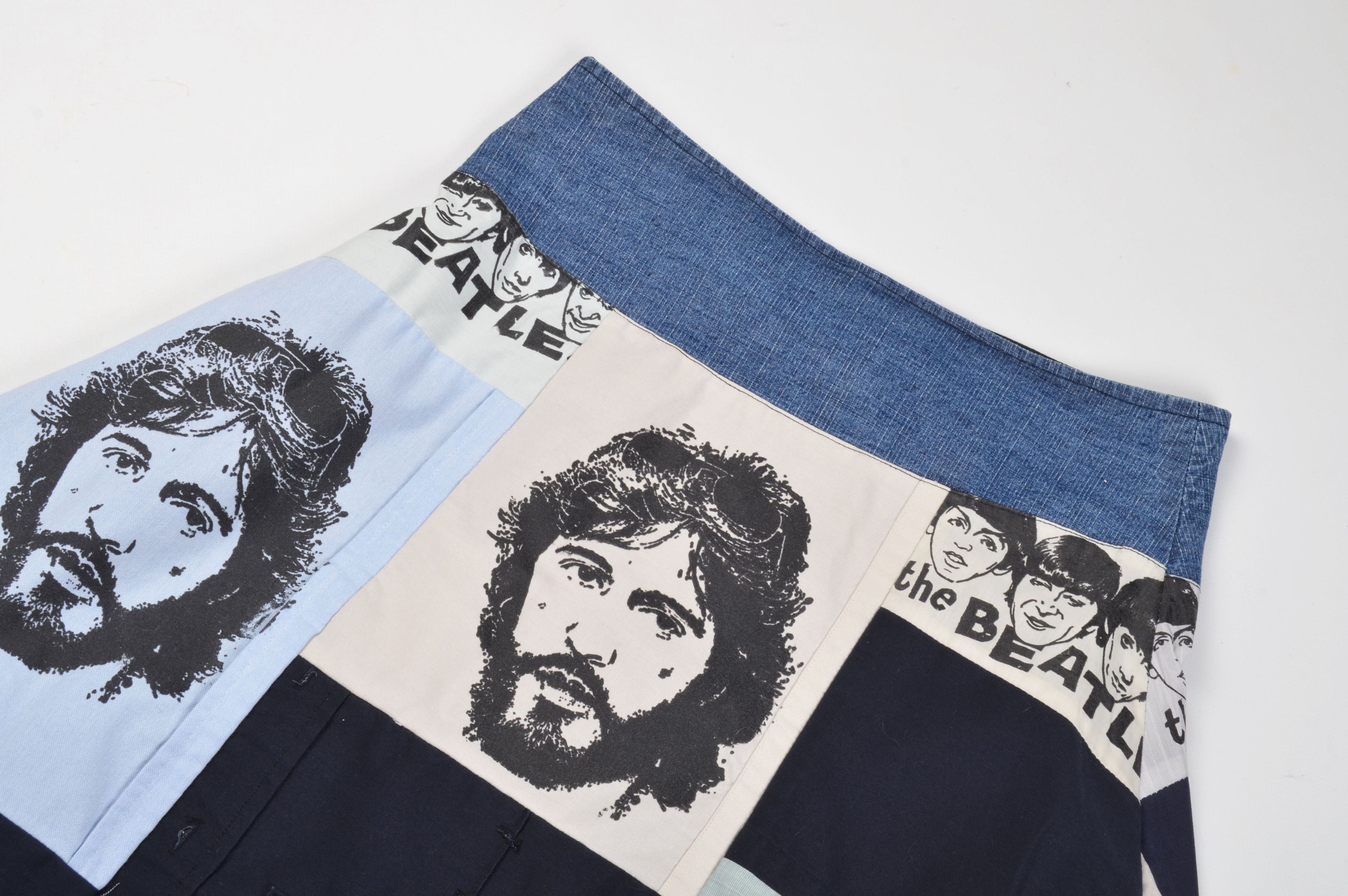 Vintage Y2K Patchwork Graphic Midi Beatles / Che Guevara Print Skirt Size 30" / US 8 / IT 44 - 5 Thumbnail