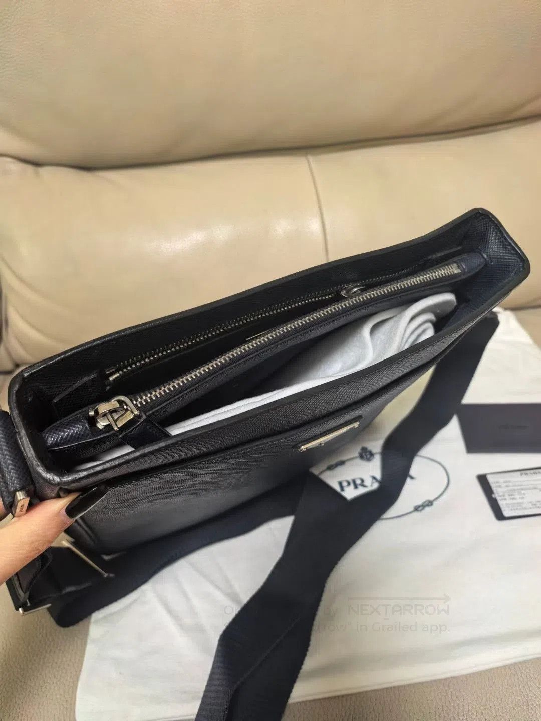 Prada Prada Men's Navy Crossbody Bag. Size ONE SIZE - 3 Thumbnail