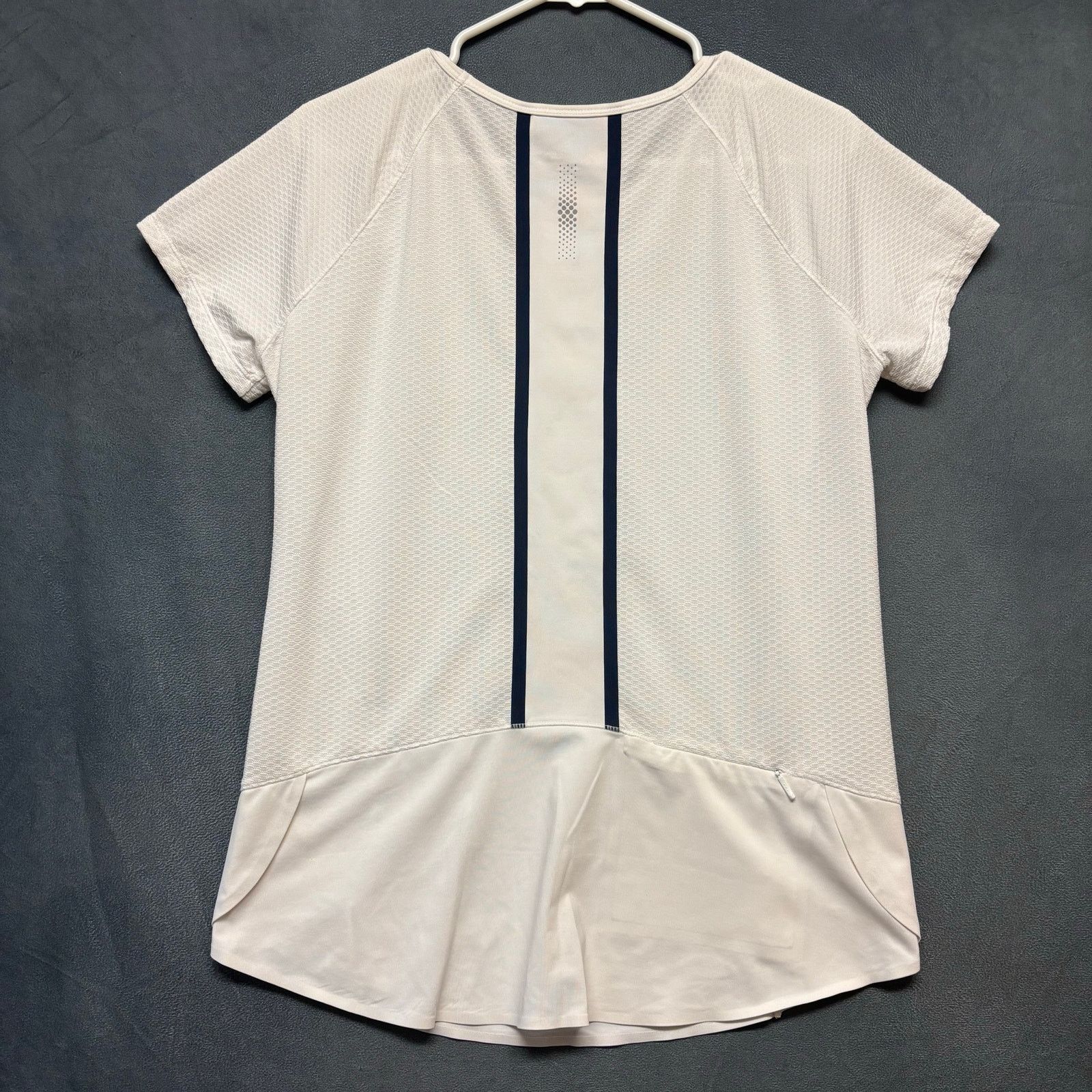 Athleta Athleta White Performance Mesh Running Top Short Sleeve Med Size M / US 6-8 / IT 42-44 - 2 Thumbnail