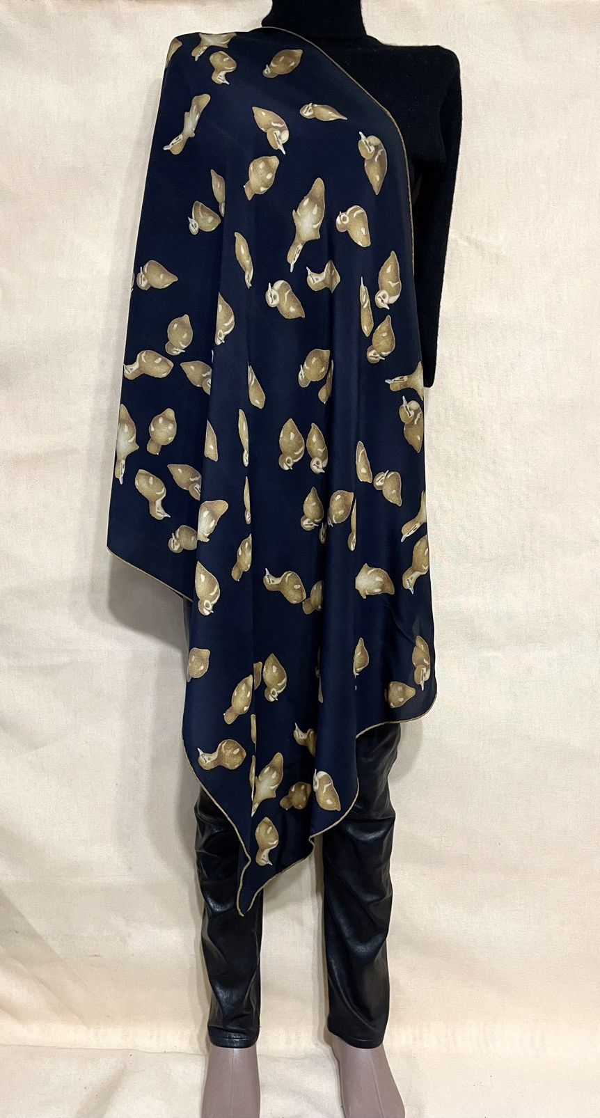 Fabric Brand & Co. Fabric Frontline Zurich black duck scarf Size ONE SIZE - 1 Thumbnail