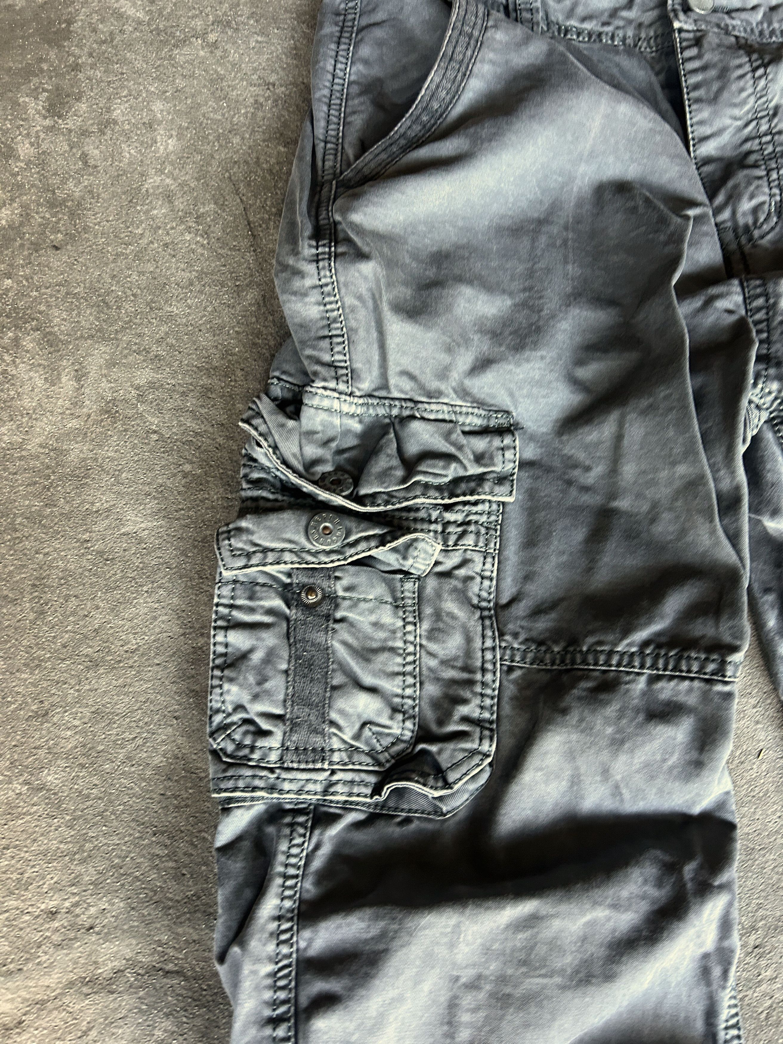 Vintage Washed Black Cargo Pants Distressed Utility Y2K Style Size US 32 / EU 48 - 2 Thumbnail