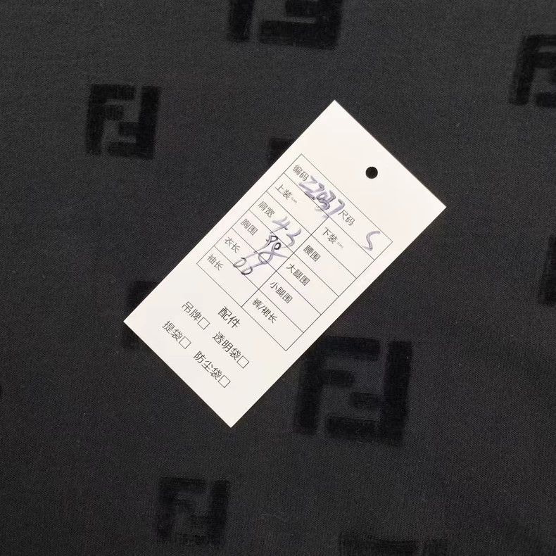 Fendi Fendi Black double F full print round-neck short sleeves Size US S / EU 44-46 / 1 - 5 Thumbnail