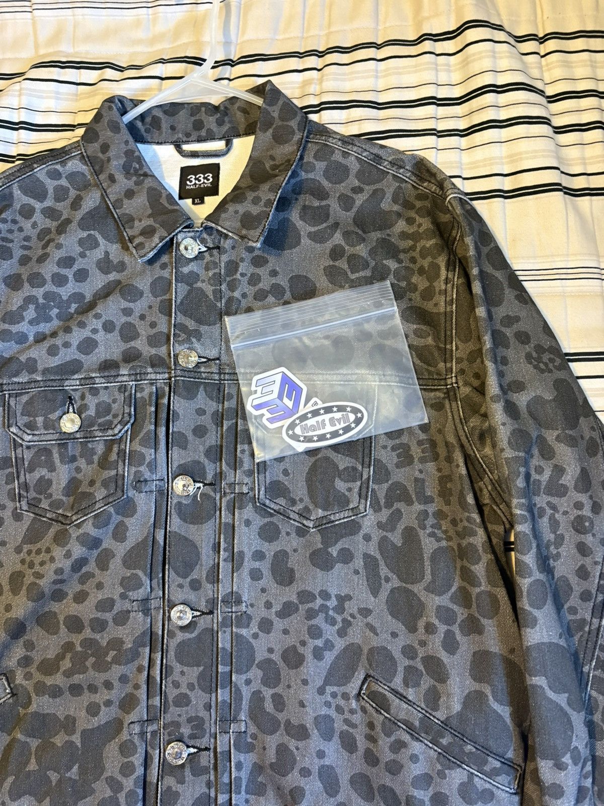 Half Evil HALF EVIL 333 CHETAH PRINT DENIM JACKET Size US XL / EU 56 / 4 - 3 Thumbnail