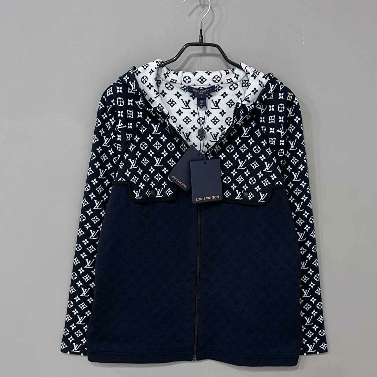 Louis Vuitton Louis Vuitton Jacket S Women Size S / US 4 / IT 40 - 1 Thumbnail