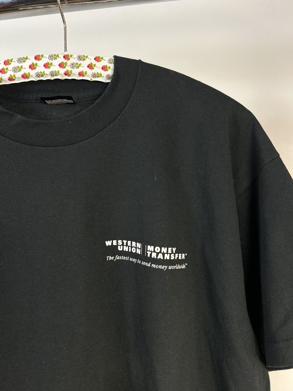 Vintage Vintage 1990s Western Union Money Transfer T-Shirt Flags XL Size US XL / EU 56 / 4 - 4 Thumbnail