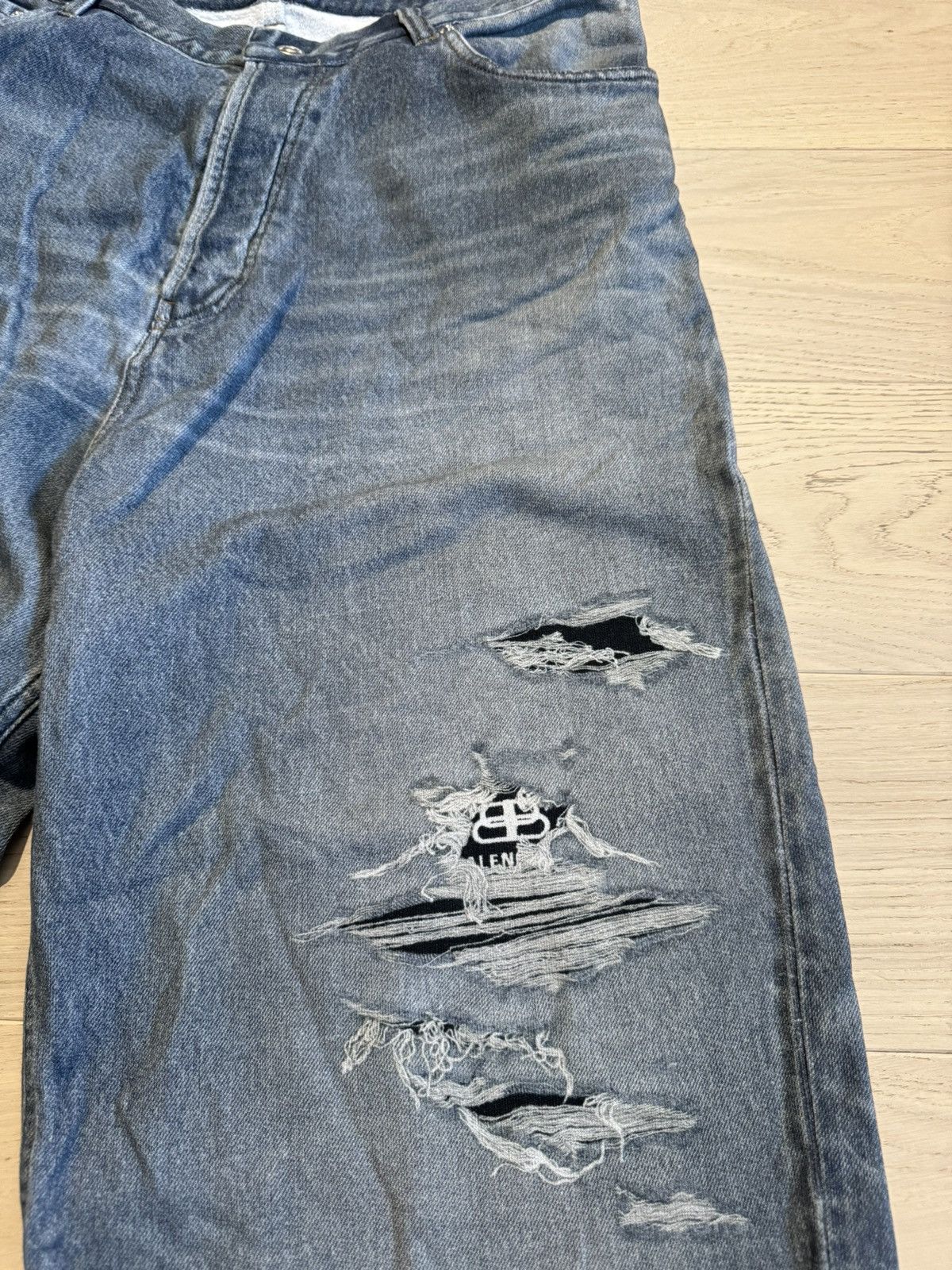 Balenciaga Balenciaga Trompe L'Oeil Jeans Size US 32 / EU 48 - 4 Thumbnail