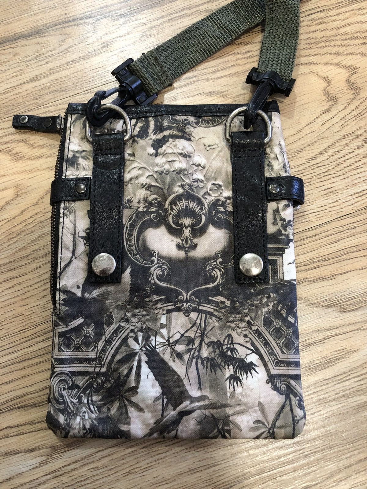 Jean Paul Gaultier × Vintage 90’s Jean Paul Gaultier Psychedelic Tropical sling bag Size ONE SIZE - 3 Thumbnail