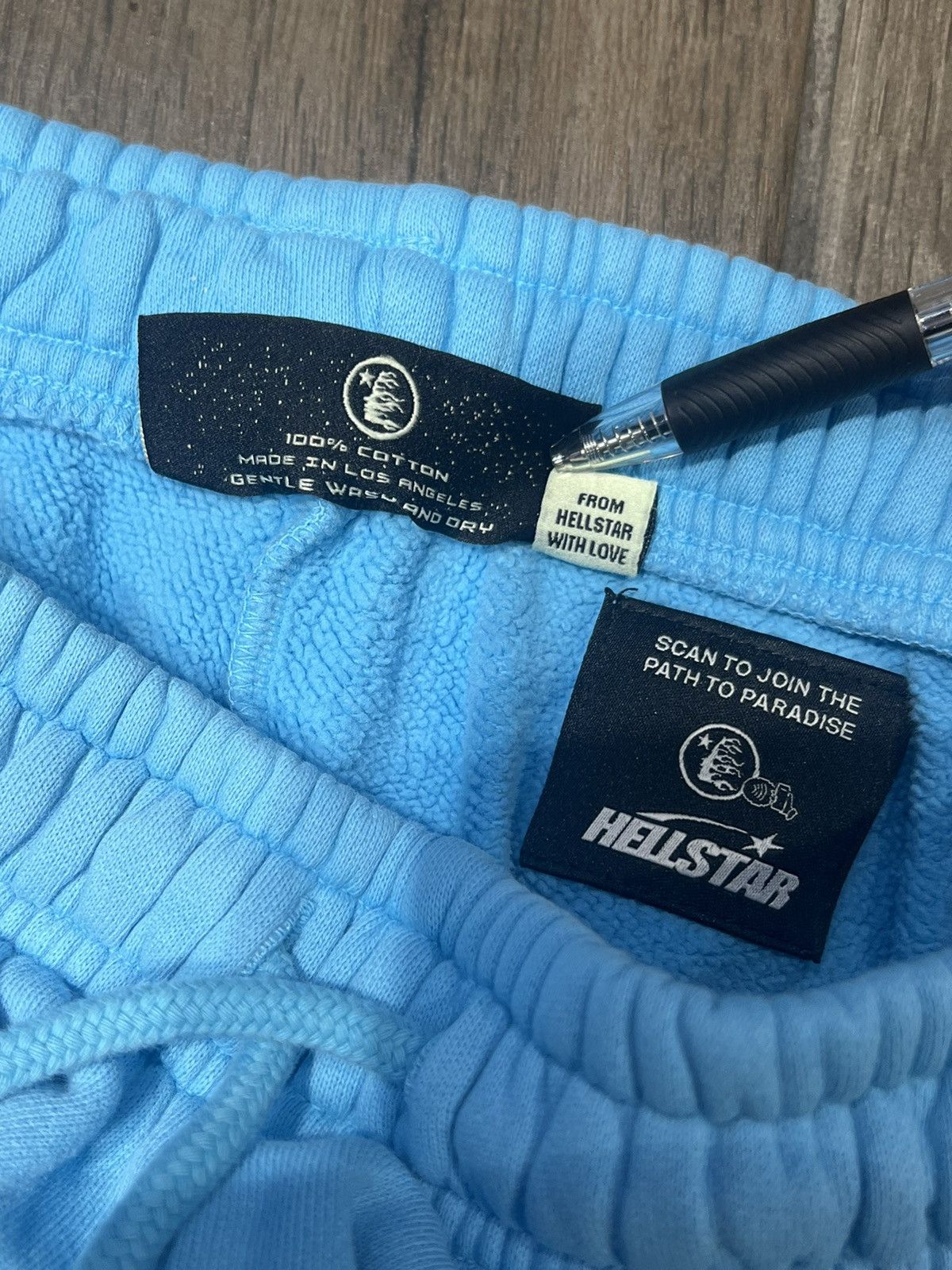 HELLSTAR “STUDIOS SHORTS” - SIZE MEDIUM - (BLUE)