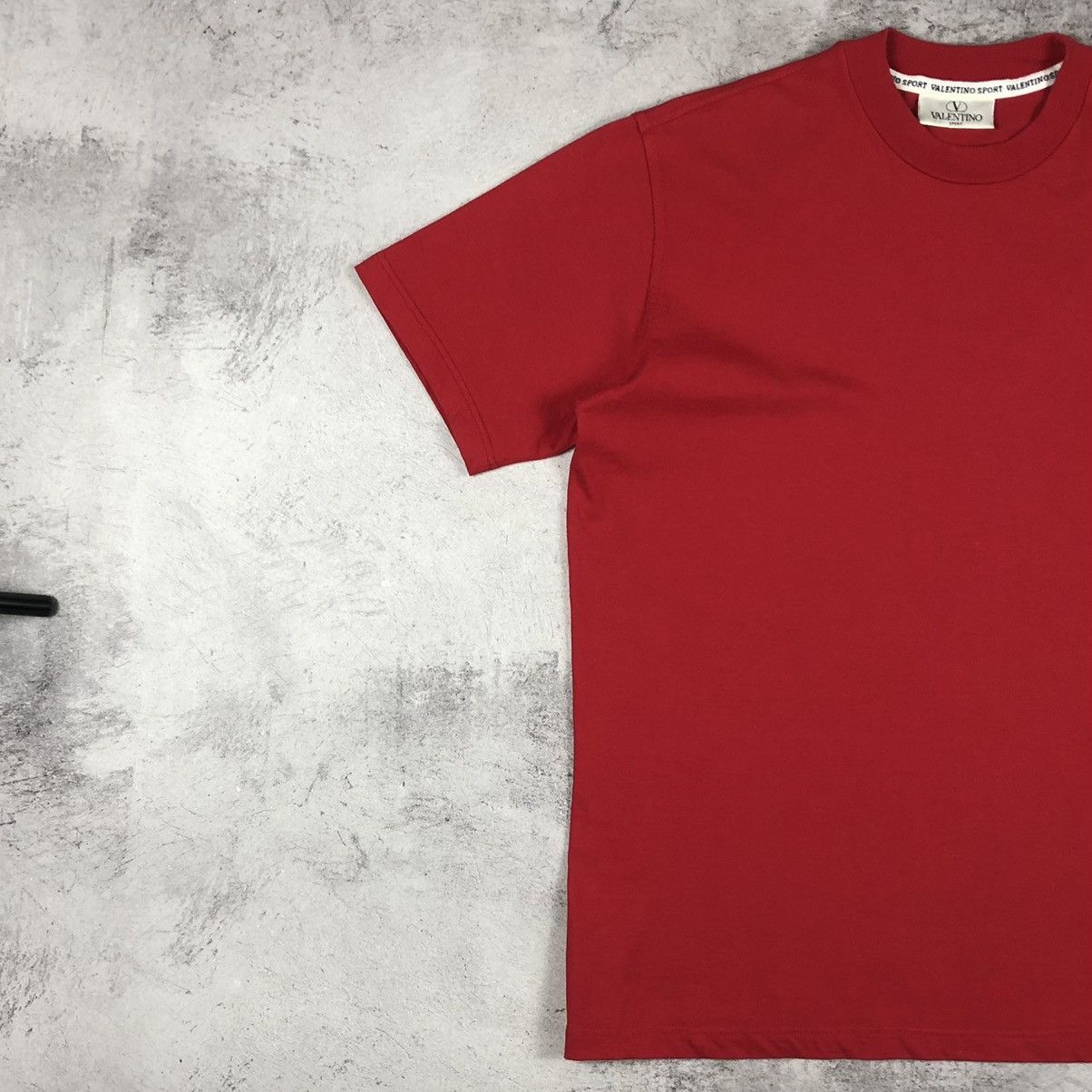 Valentino Vintage Valentino Sport Red Tee 90s Size US M / EU 48-50 / 2 - 5 Thumbnail