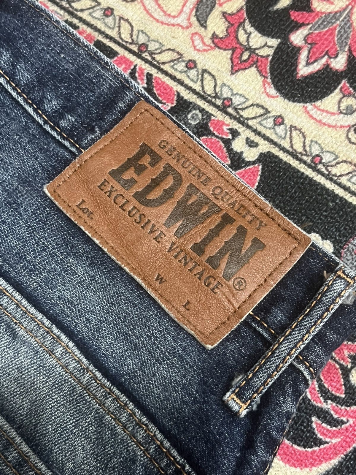 Edwin Vintage Edwin Exclusive Vintage Blue Washed Distressed Jeans Size US 32 / EU 48 - 8 Thumbnail