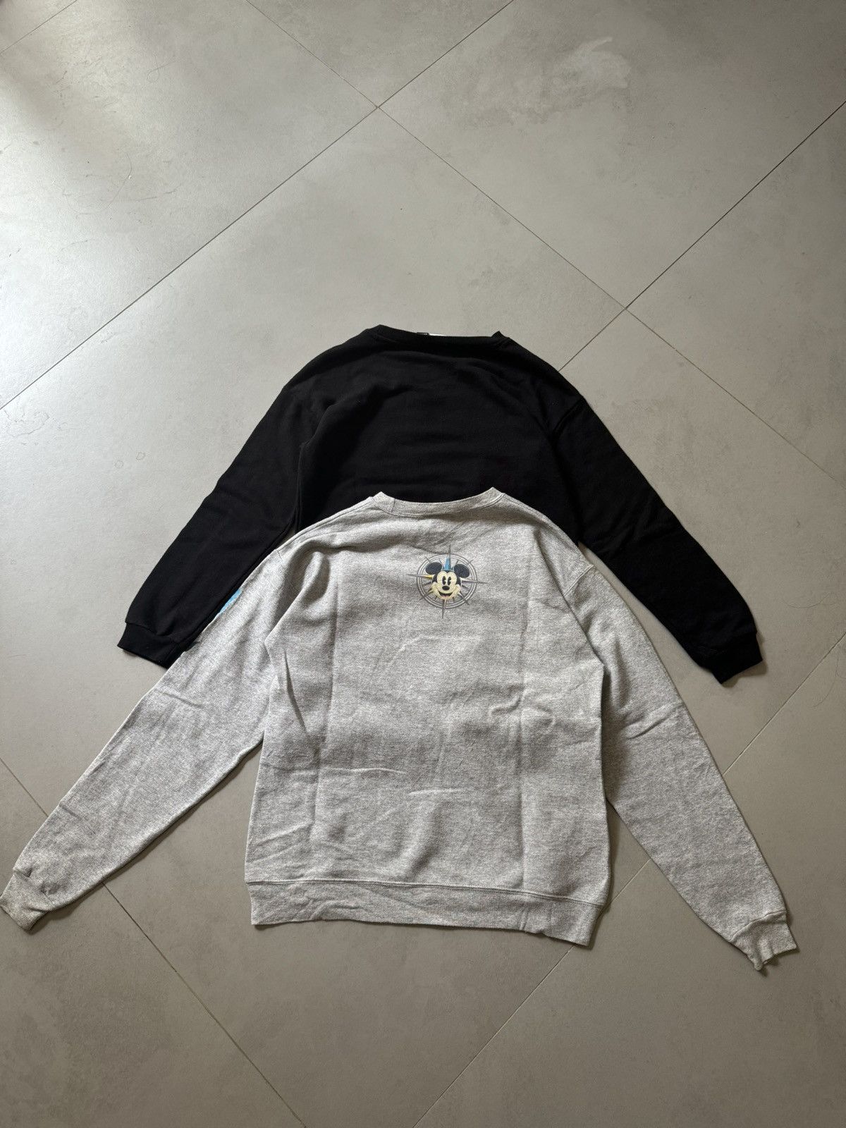 Disney Bundle 2 Disney Crewnecks Size S / US 4 / IT 40 - 4 Thumbnail