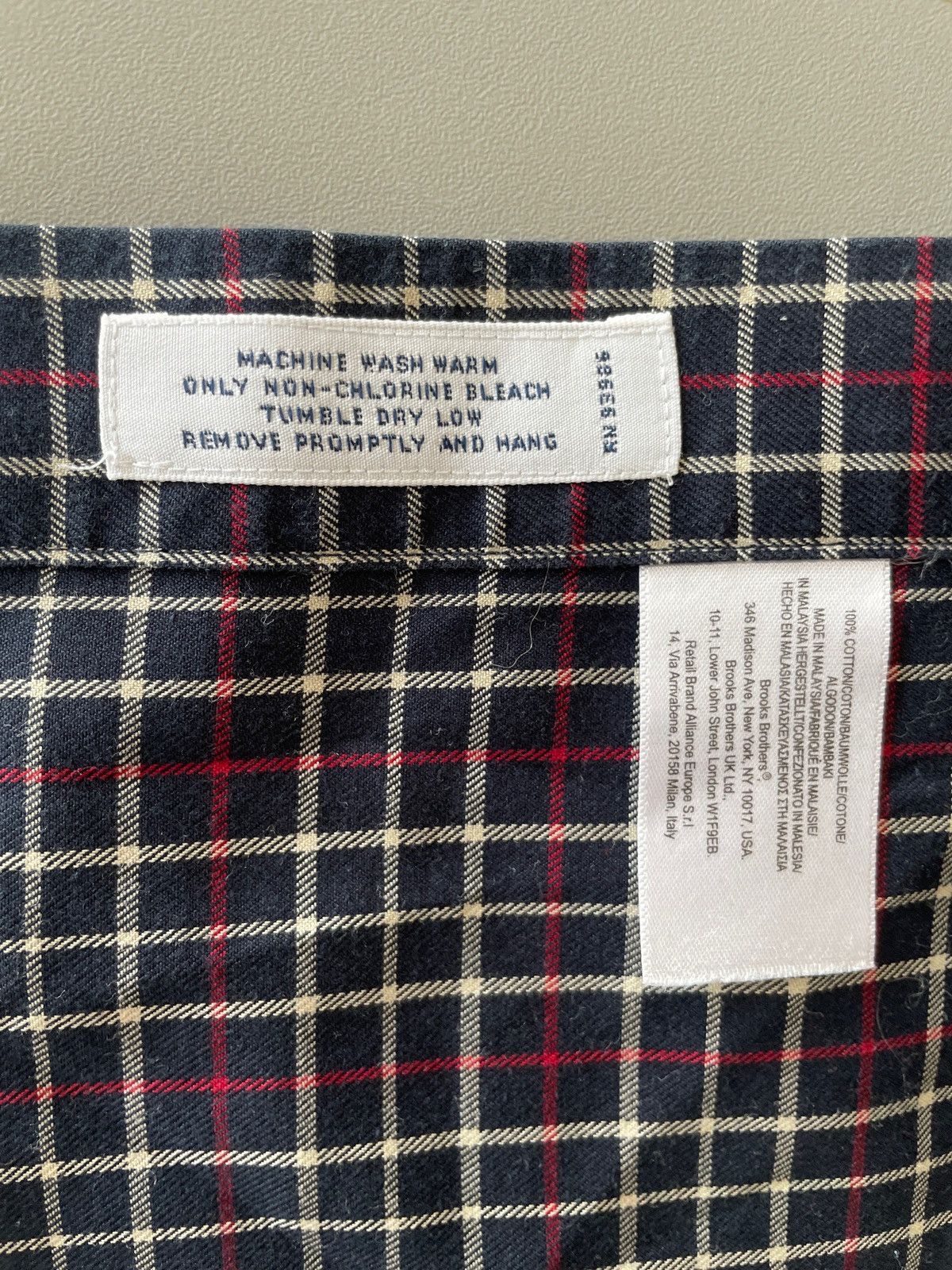 Brooks Brothers Brooks Brothers Purple Striped Dress Shirt Classic Fit L Size US L / EU 52-54 / 3 - 6 Thumbnail