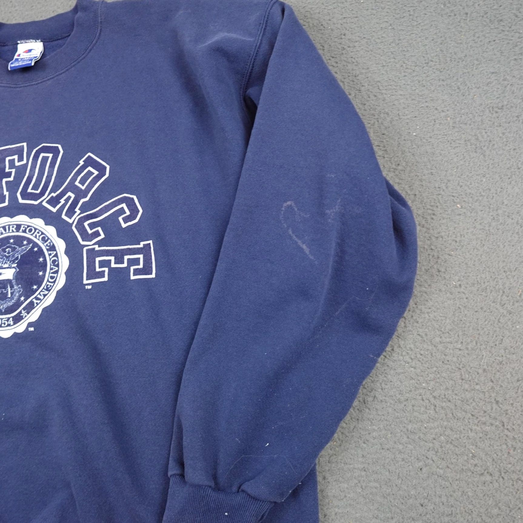 Champion VINTAGE Champion Sweatshirt Mens XL Blue Crewneck Pullover Air Force Academy Graphic Print Navy Blue USA Patriotic College University 1954 Mens XL Size US XL / EU 56 / 4 - 2 Thumbnail
