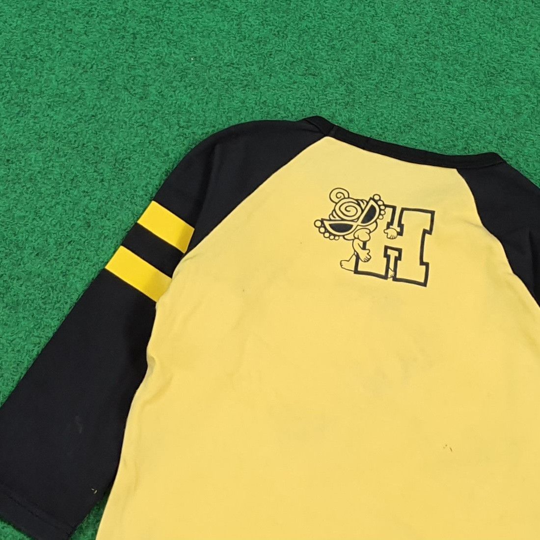 Hysteric Glamour Vintage Hysteric Mini Japan Raglan Kids 4-5 y/o C301N25 Size US XXS / EU 40 - 3 Thumbnail