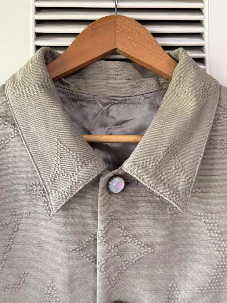 Louis Vuitton LOUIS VUITTON Embossed jacket Size US L / EU 52-54 / 3 - 4 Thumbnail