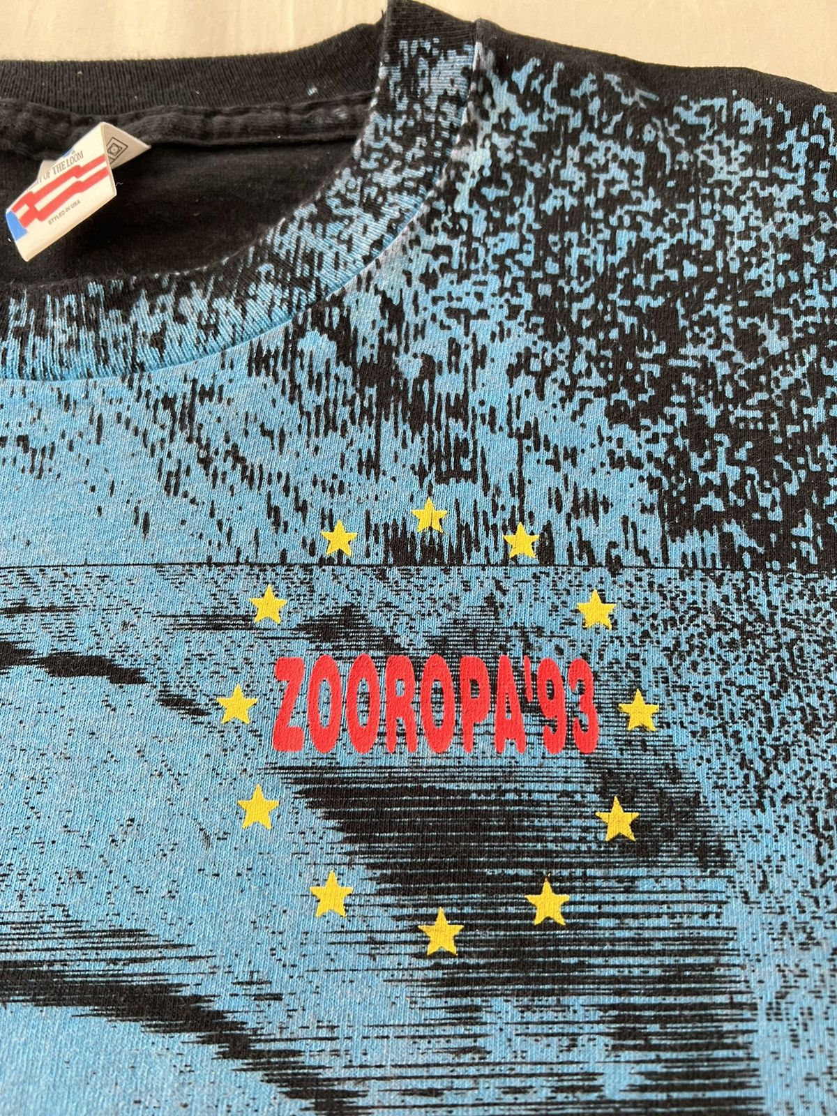 Band Tees Vintage 1993 U2 Zoo TV The Final Frontier Zooropa T-shirt Size US XL / EU 56 / 4 - 5 Thumbnail