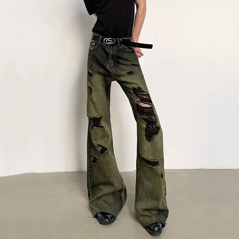 Jean Vintage Holes Jeans Size US 33 - 1 Thumbnail