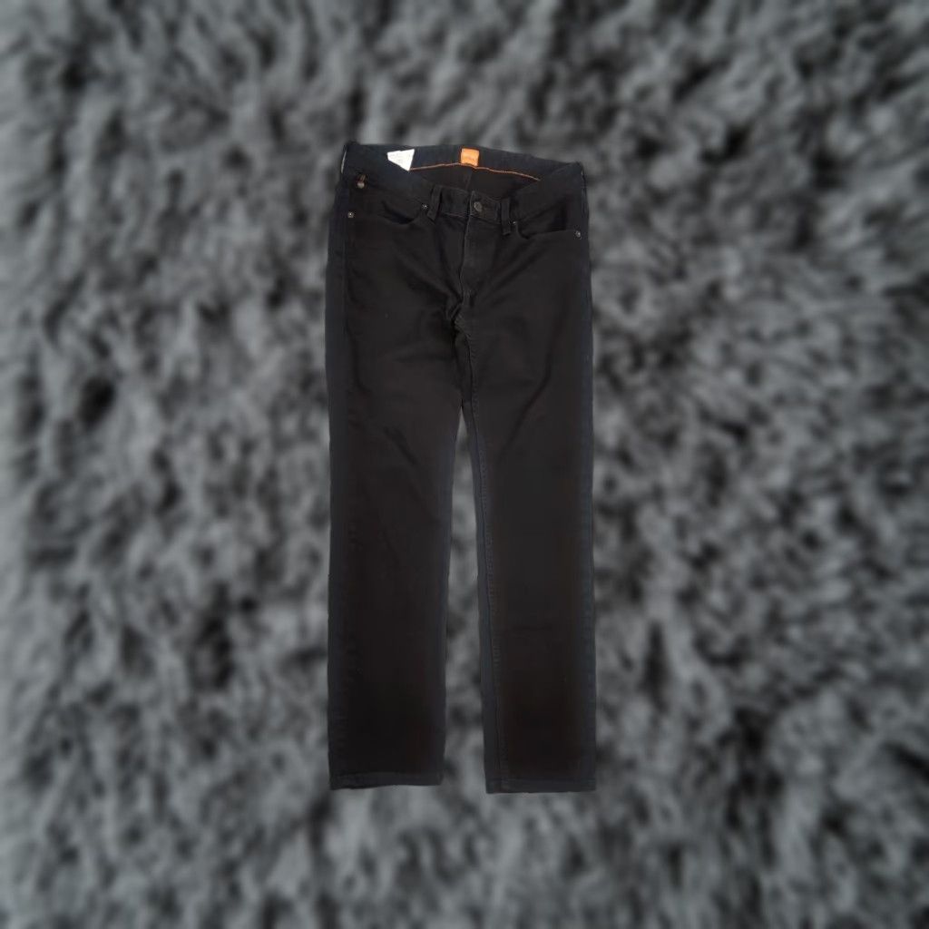 Hugo Boss HUGO BOSS Jeans 63 Noir Black Slim Tapered Denim 32 Men 5-Pocket Denim Slim Inseam 29 100% Cotton Black 90s City USA Vintage: No Size US 32 / EU 48 - 1 Thumbnail