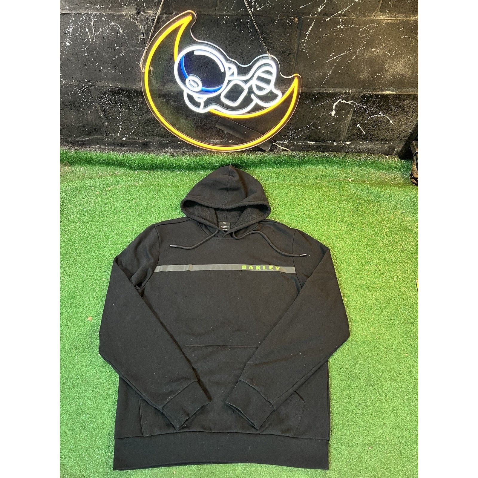 Oakley Oakley Black Hoodie Mens Size Medium Size US M / EU 48-50 / 2 - 1 Thumbnail
