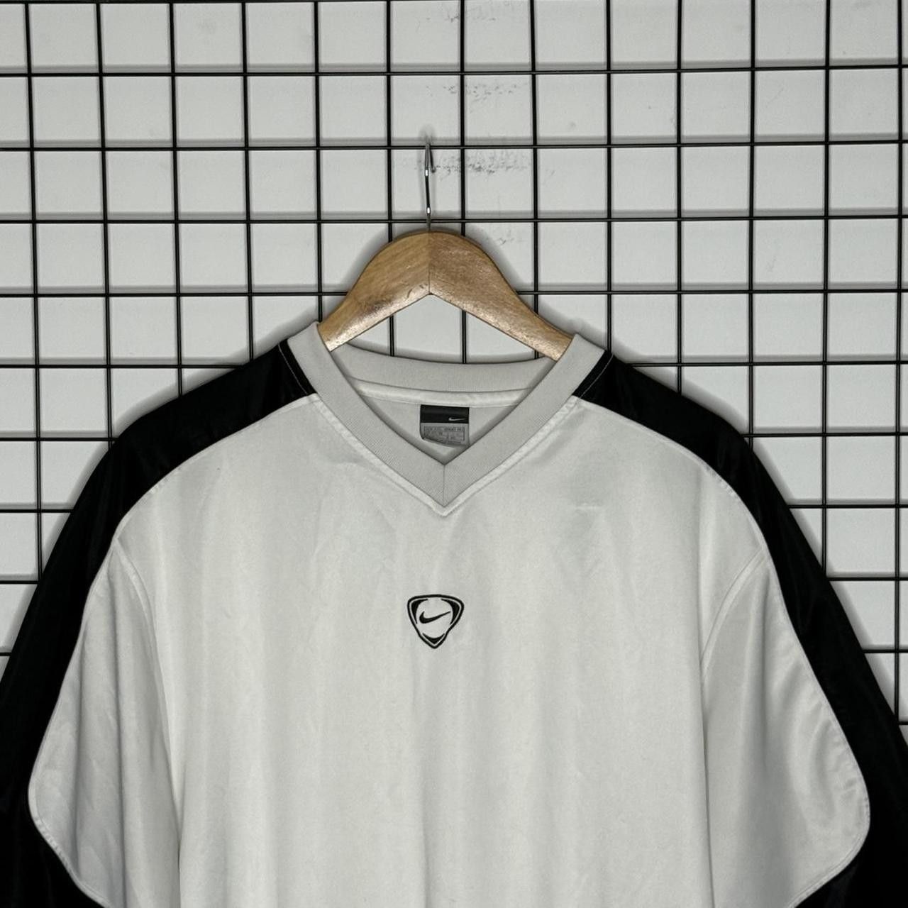 Nike Nike Center Swoosh T shirt Tee Black White Blokecore Size US M / EU 48-50 / 2 - 2 Thumbnail