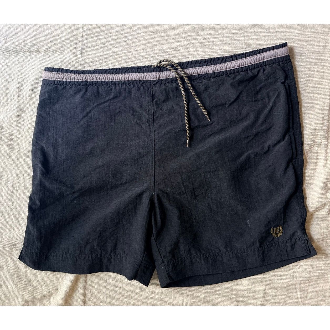 Givenchy Vintage 90s Givenchy Activewear Nylon Swim Trunks Gym Shorts Size US 32 / EU 48 - 9 Thumbnail