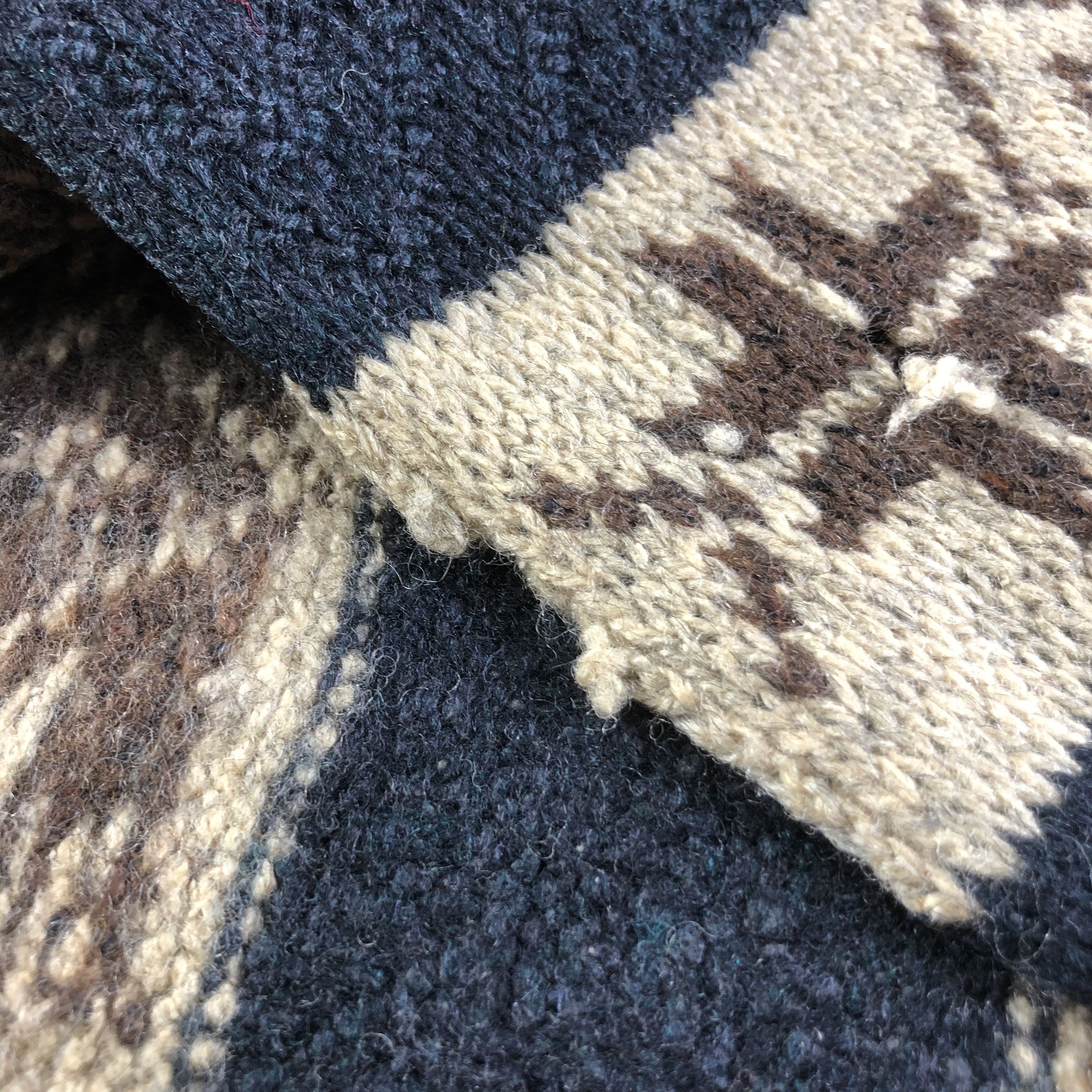 Polo Ralph Lauren Polo Ralph Lauren Native Design Wool Scarf Muffler V1511 Size ONE SIZE - 7 Thumbnail