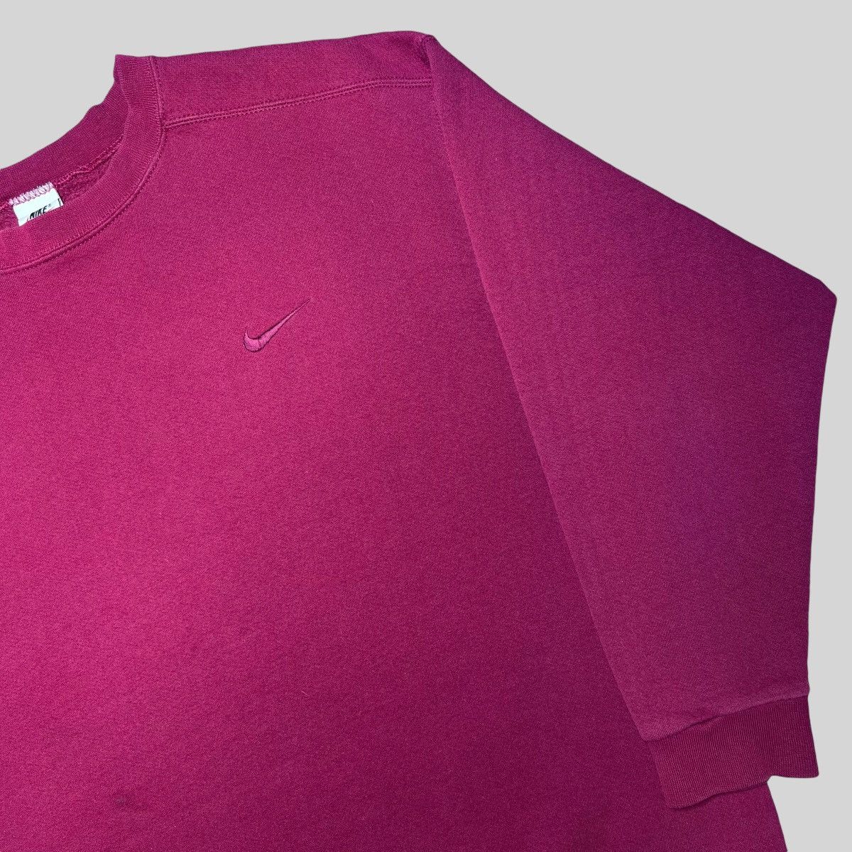 Nike × Vintage Vintage 90s Nike Red Swoosh Embroidered Pull Over Sweatshirt Size US L / EU 52-54 / 3 - 15 Thumbnail
