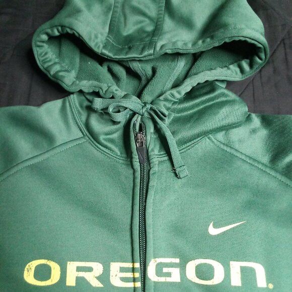 Nike Vintage Nike Therma Oregon Ducks Zipper Hoodie Sweatshirt Size M / US 6-8 / IT 42-44 - 1 Thumbnail